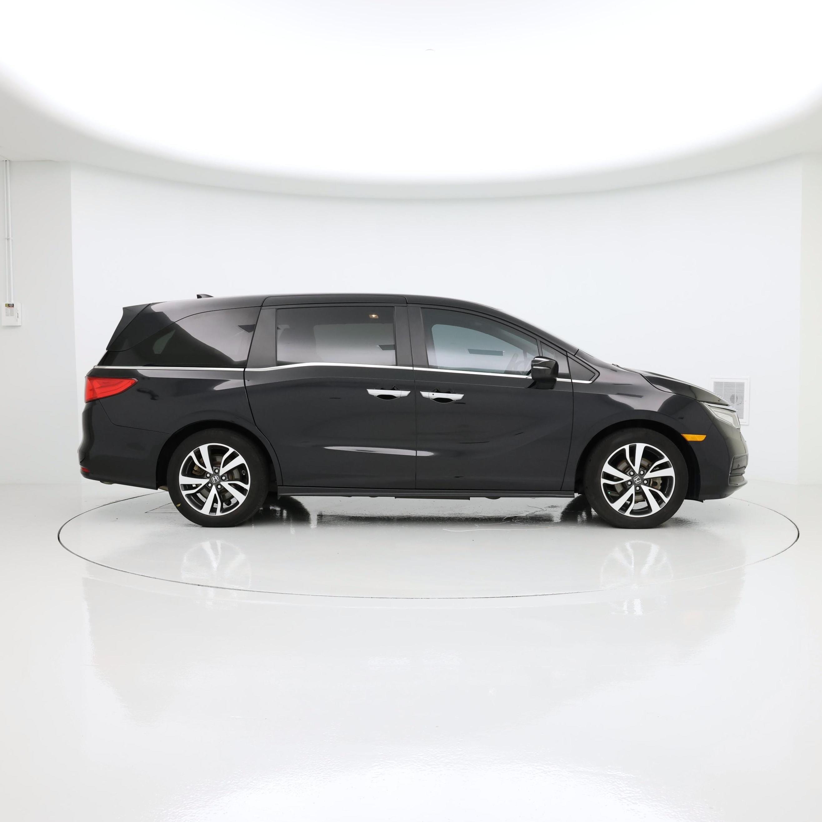 Thumbnail: 2023 Honda Odyssey - 7