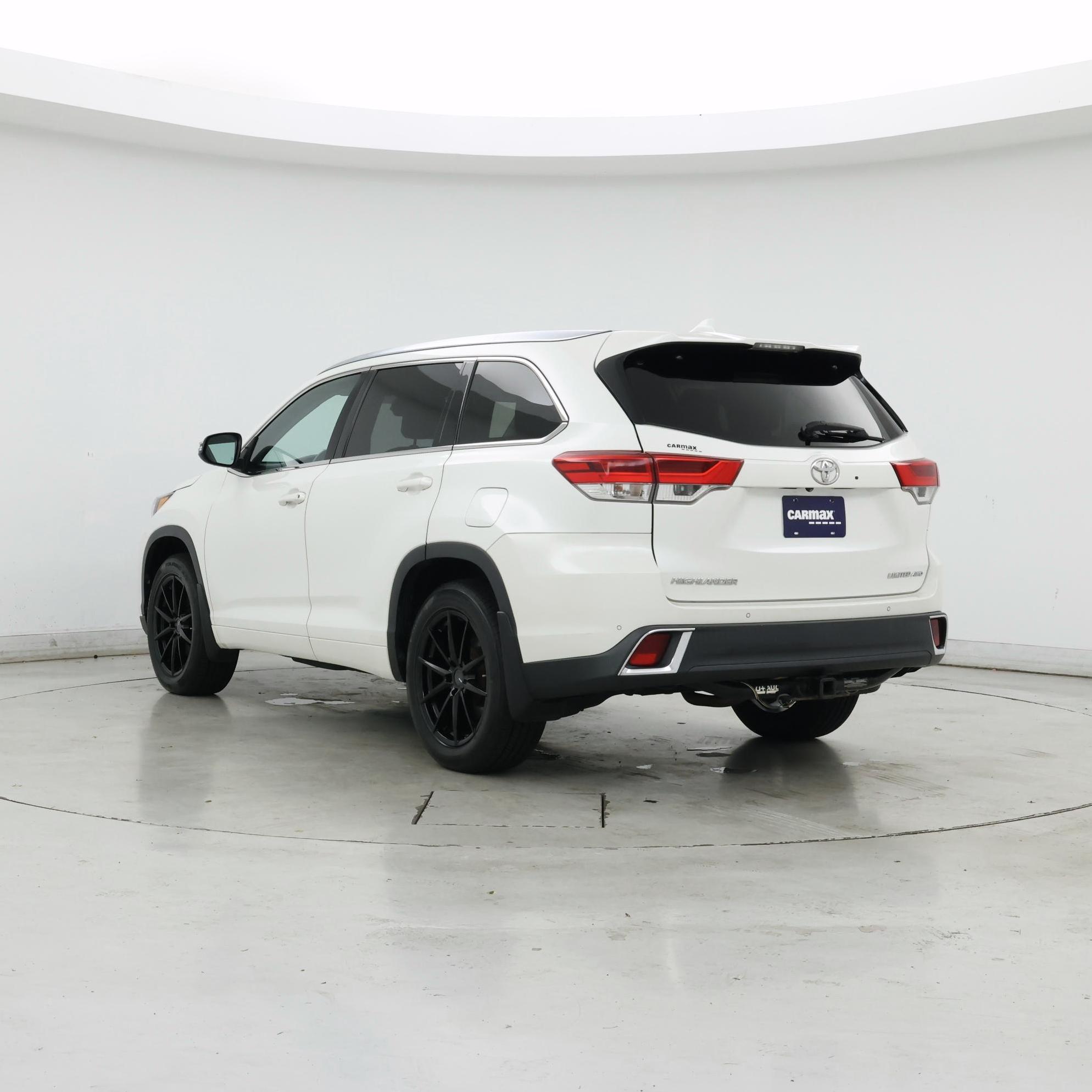 Thumbnail: 2018 Toyota Highlander - 2