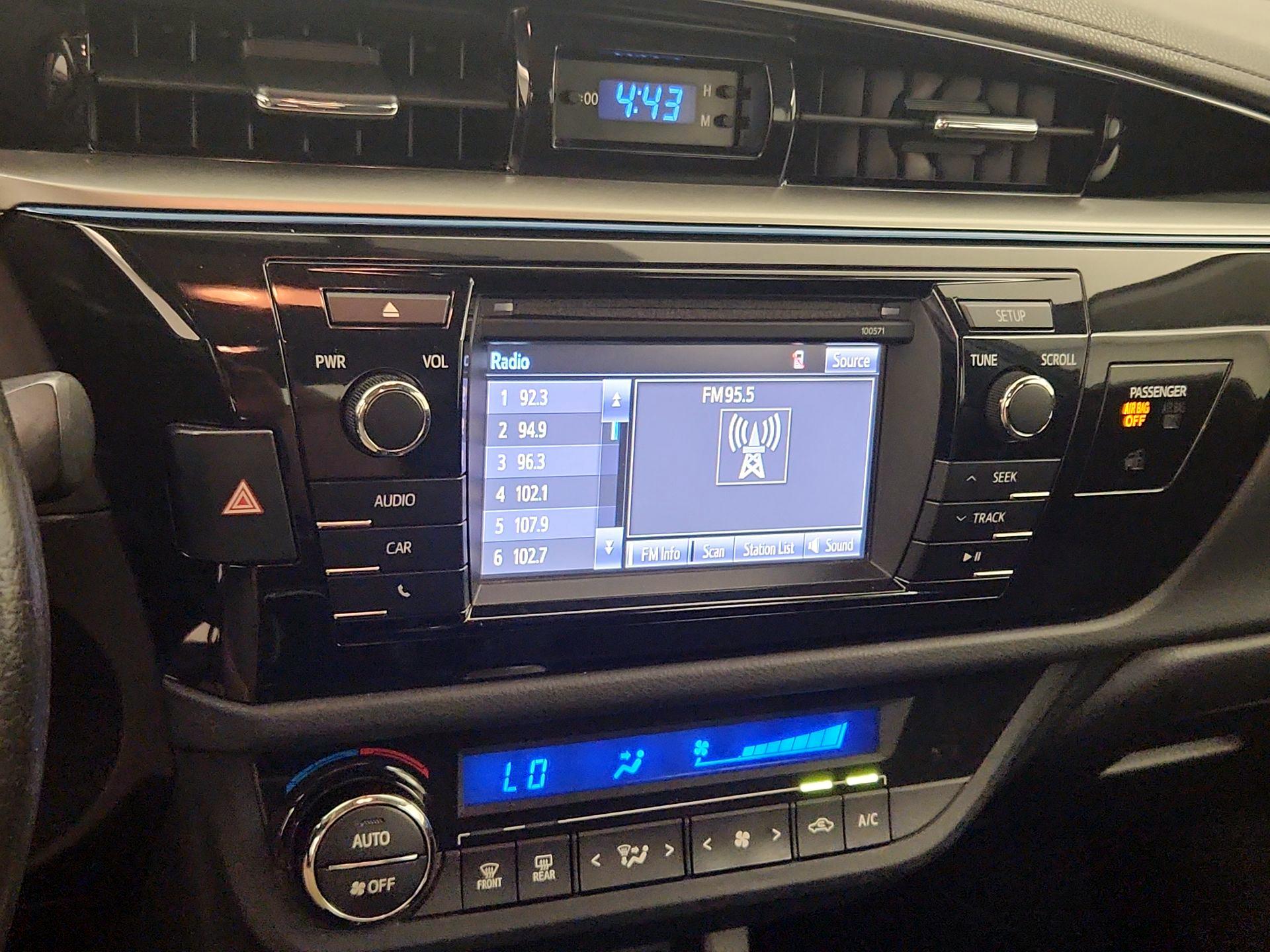 Thumbnail: 2016 Toyota Corolla - 15