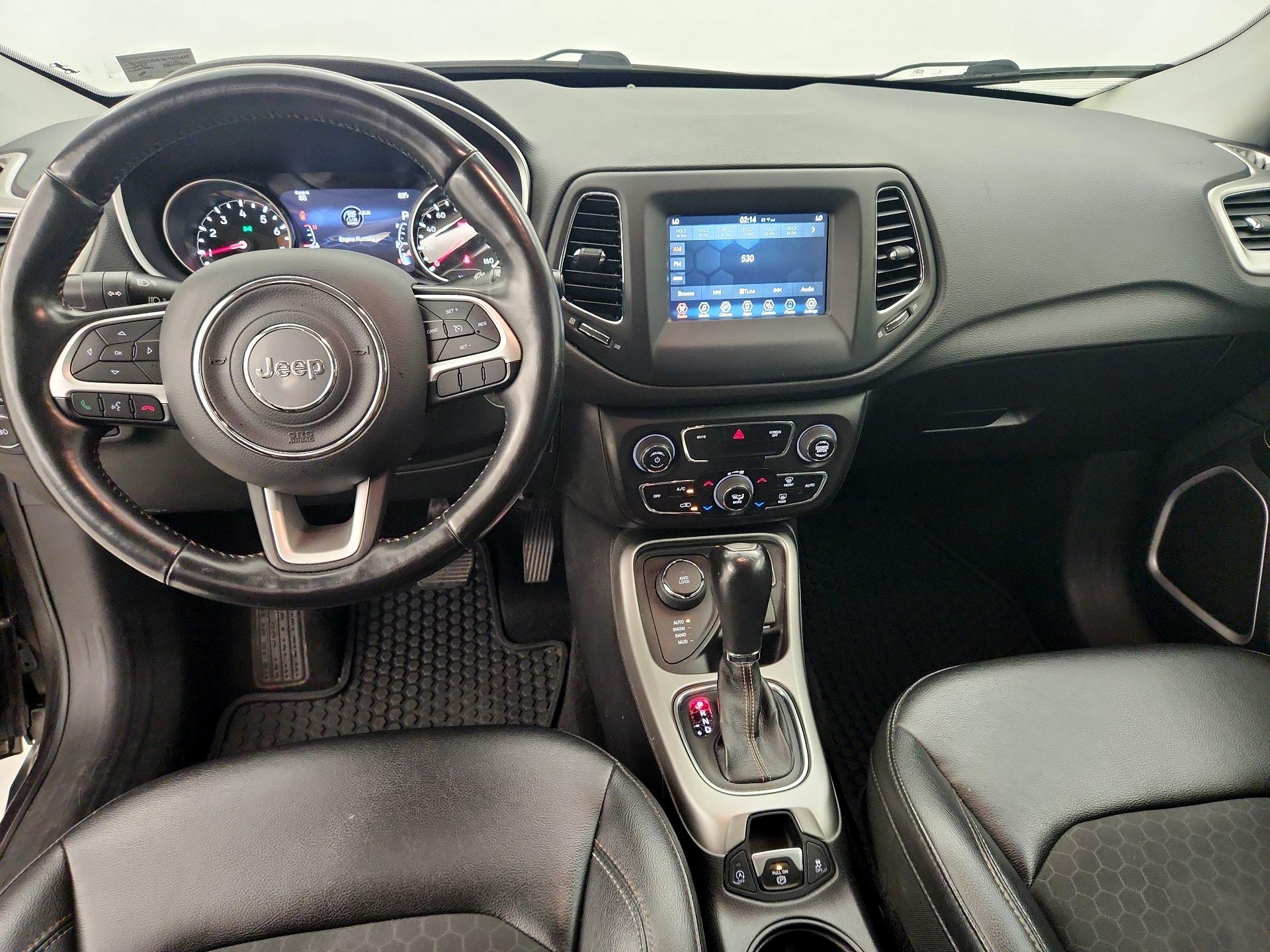 Thumbnail: 2019 Jeep Compass - 9