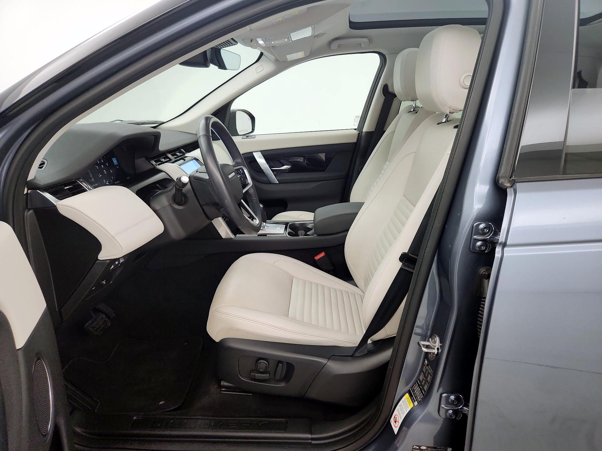 Thumbnail: 2023 Land Rover Discovery Sport - 11