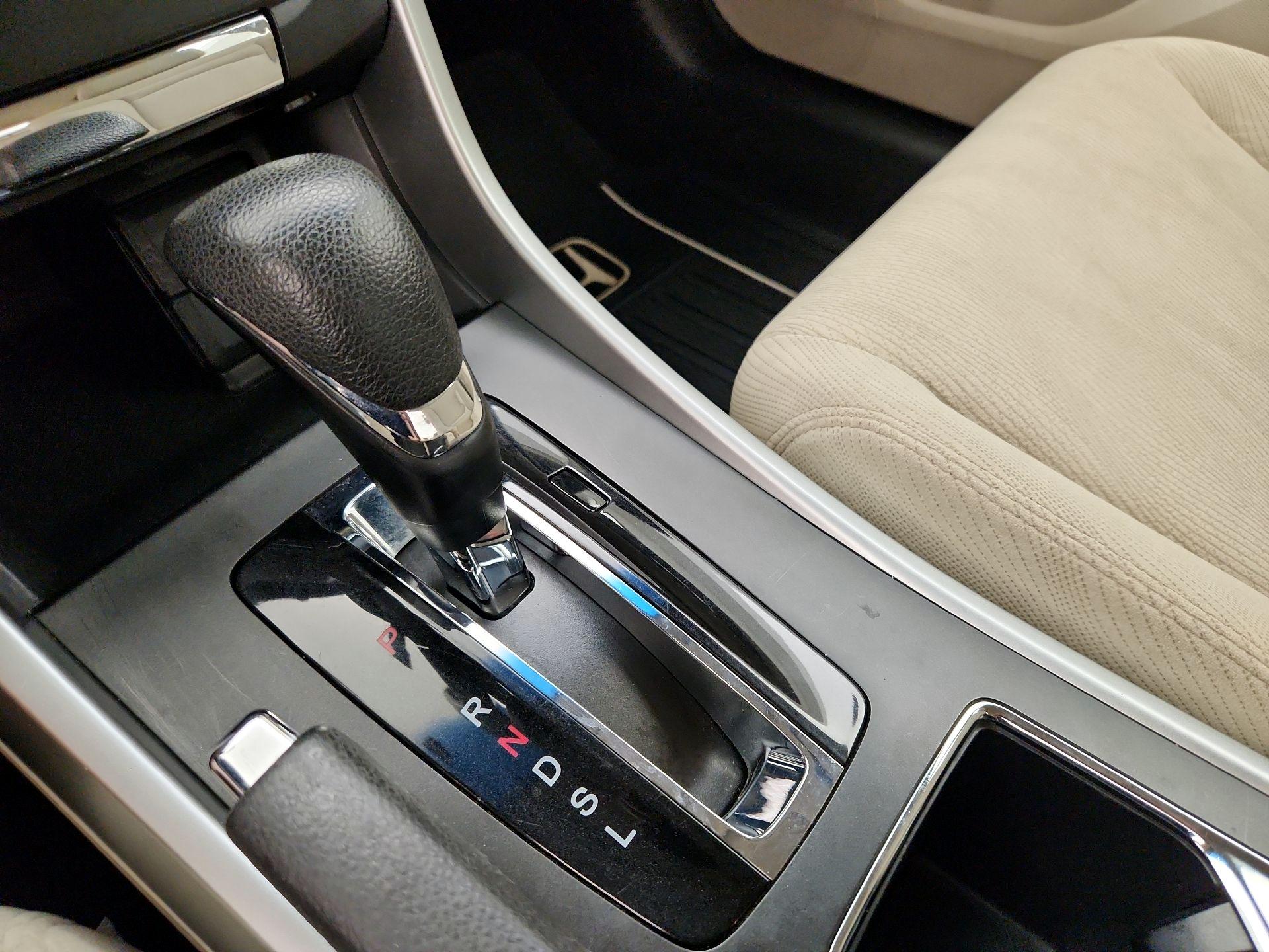 Thumbnail: 2013 Honda Accord - 17