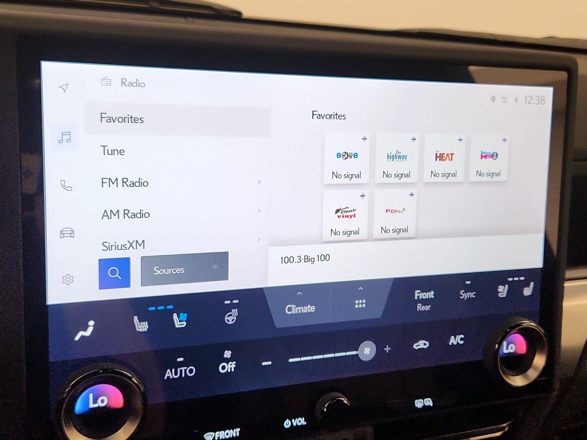 Thumbnail: 2024 Lexus GX - 15