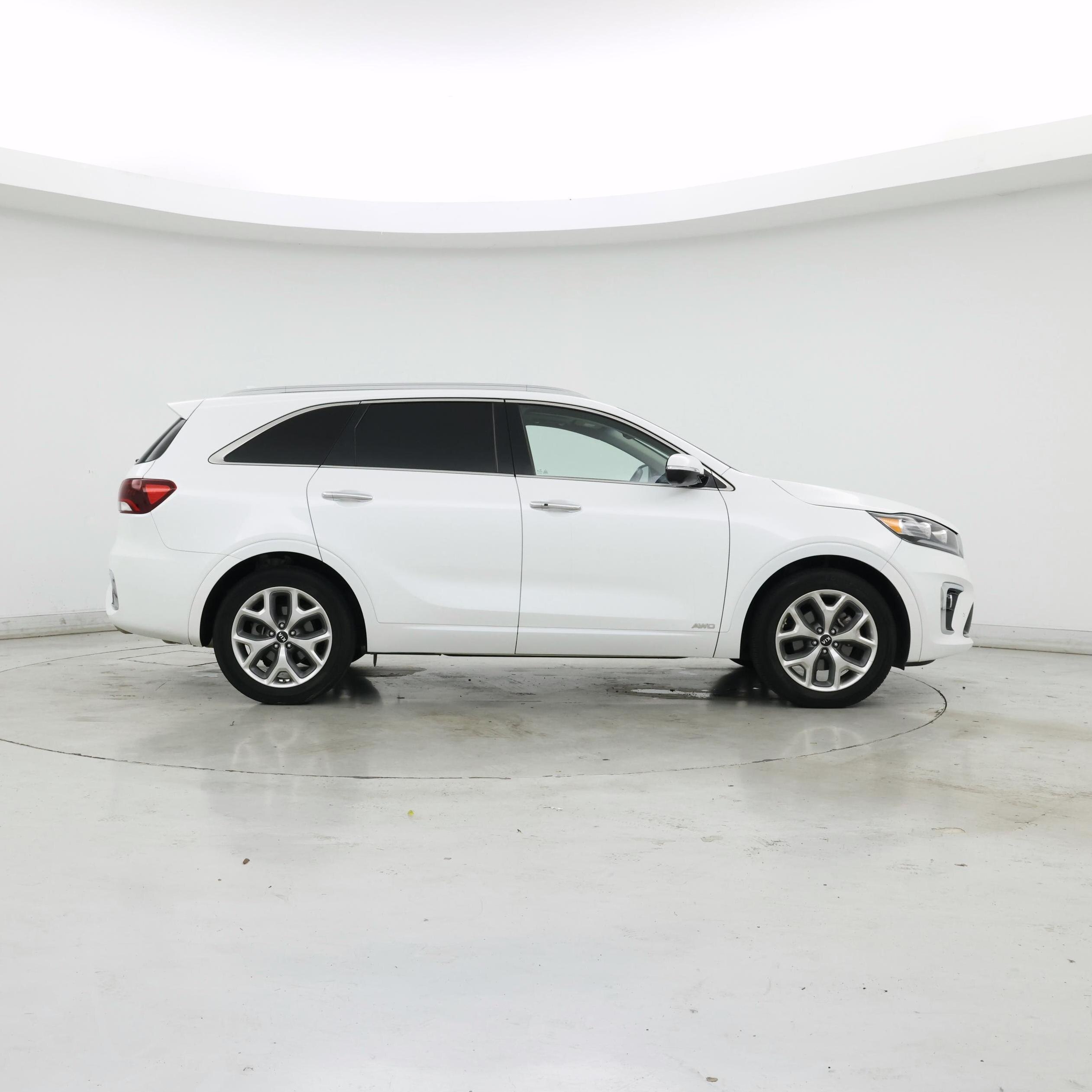 Thumbnail: 2020 Kia Sorento - 7