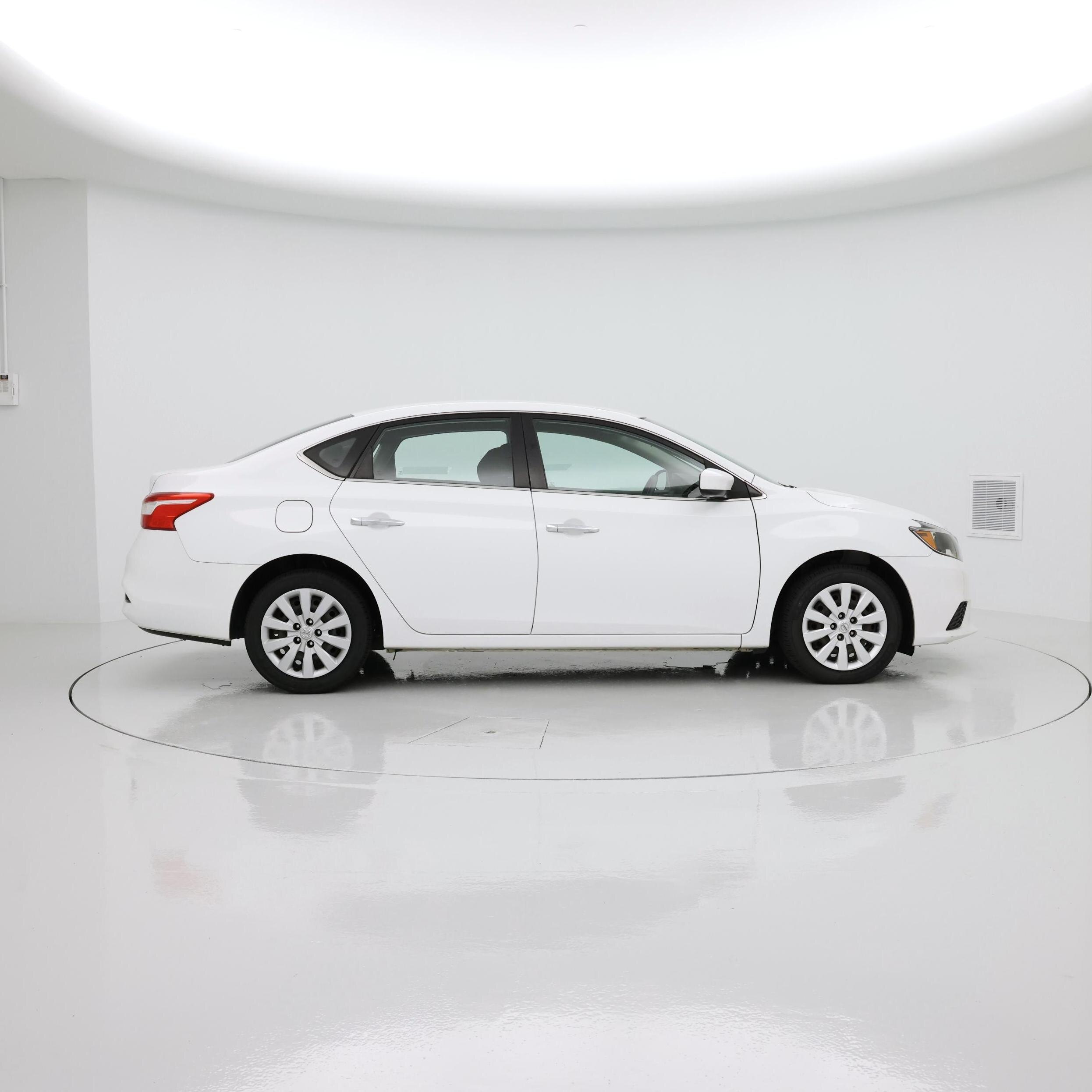Thumbnail: 2019 Nissan Sentra - 7
