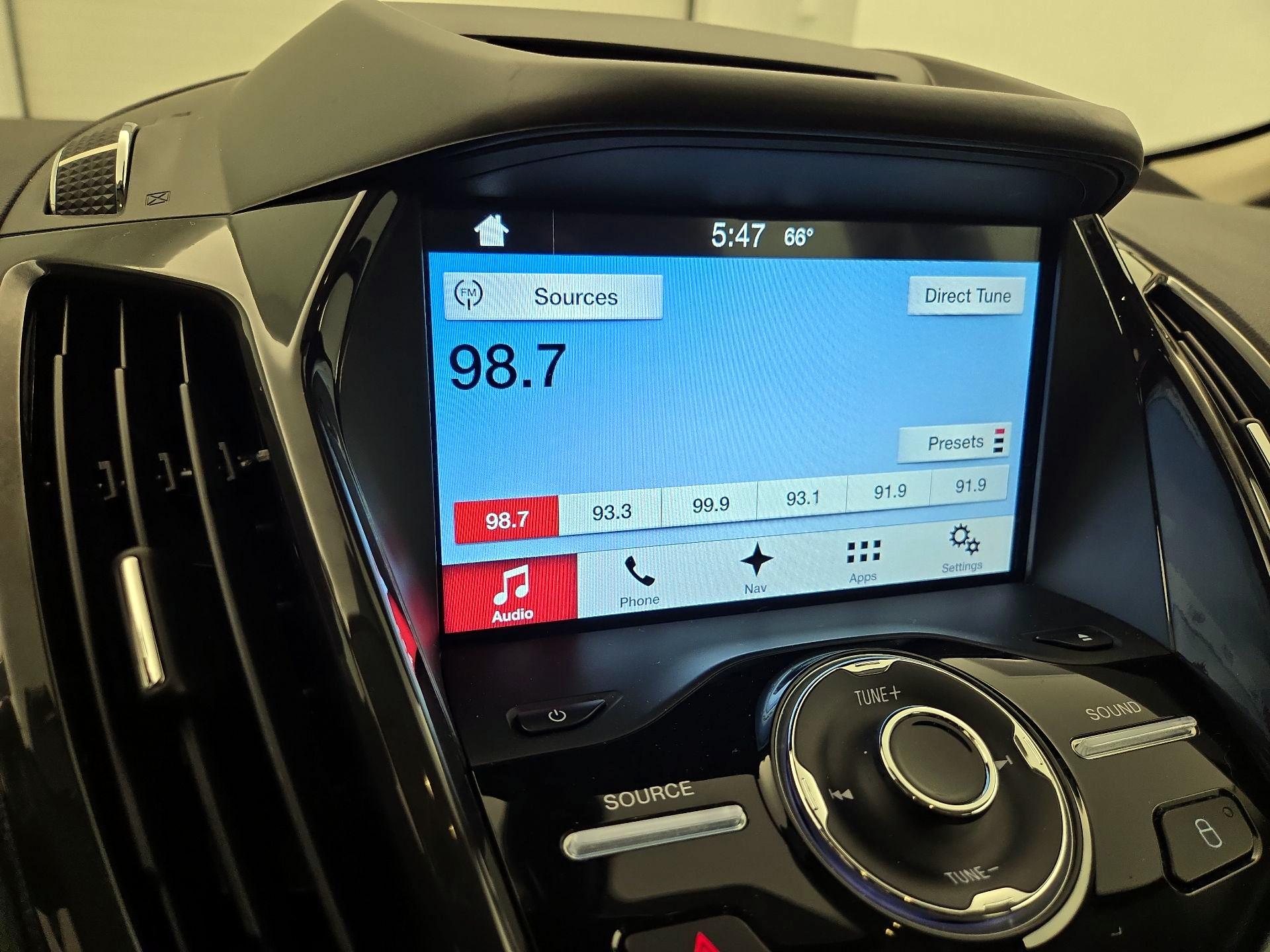 Thumbnail: 2016 Ford C-Max - 16