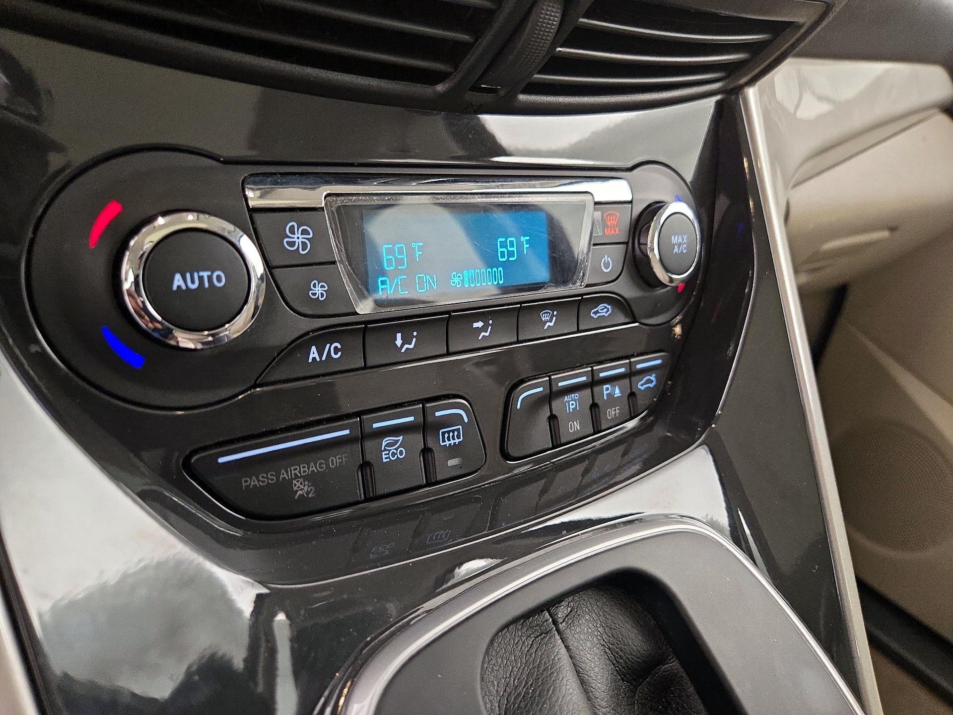 Thumbnail: 2016 Ford C-Max - 17