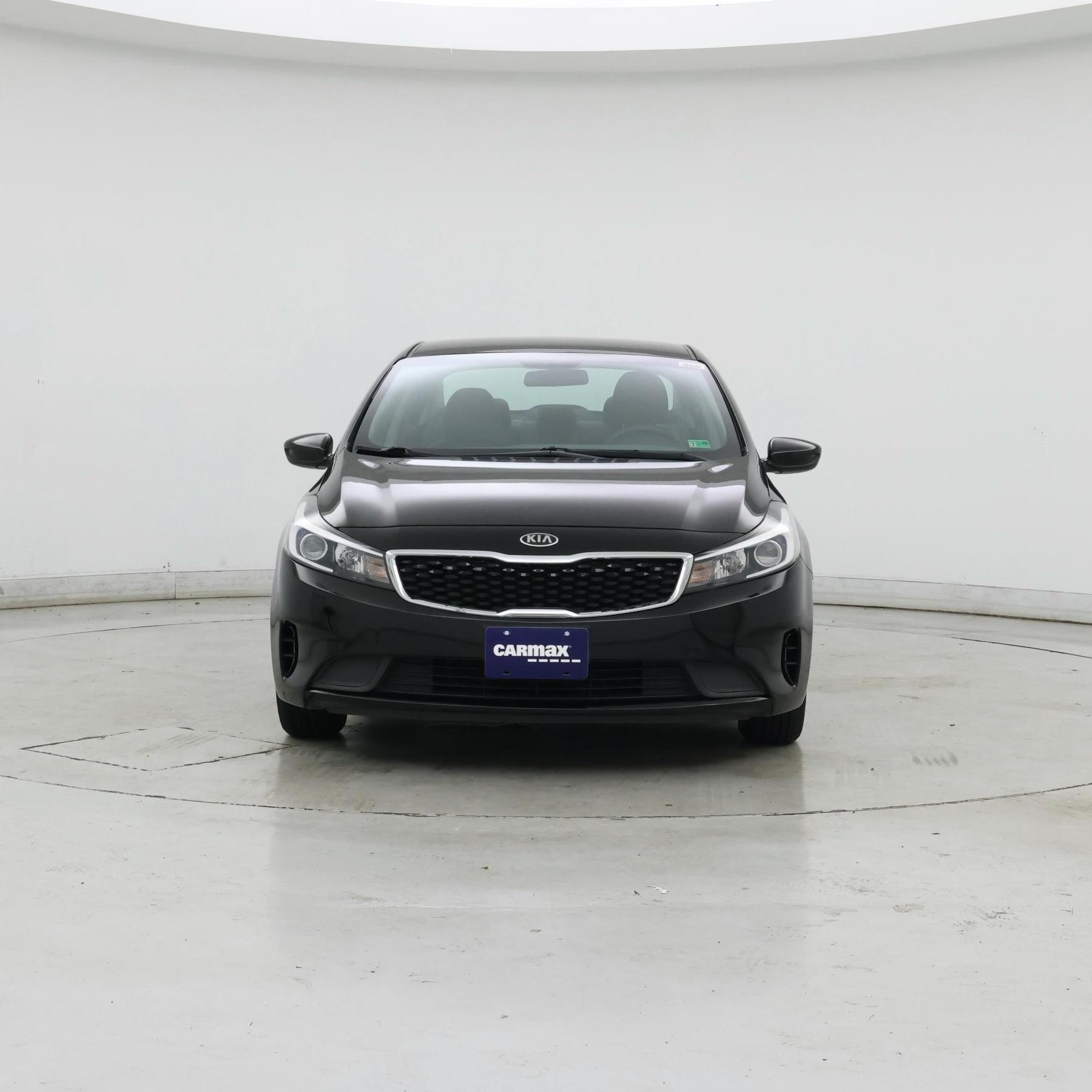 Thumbnail: 2017 Kia Forte - 5