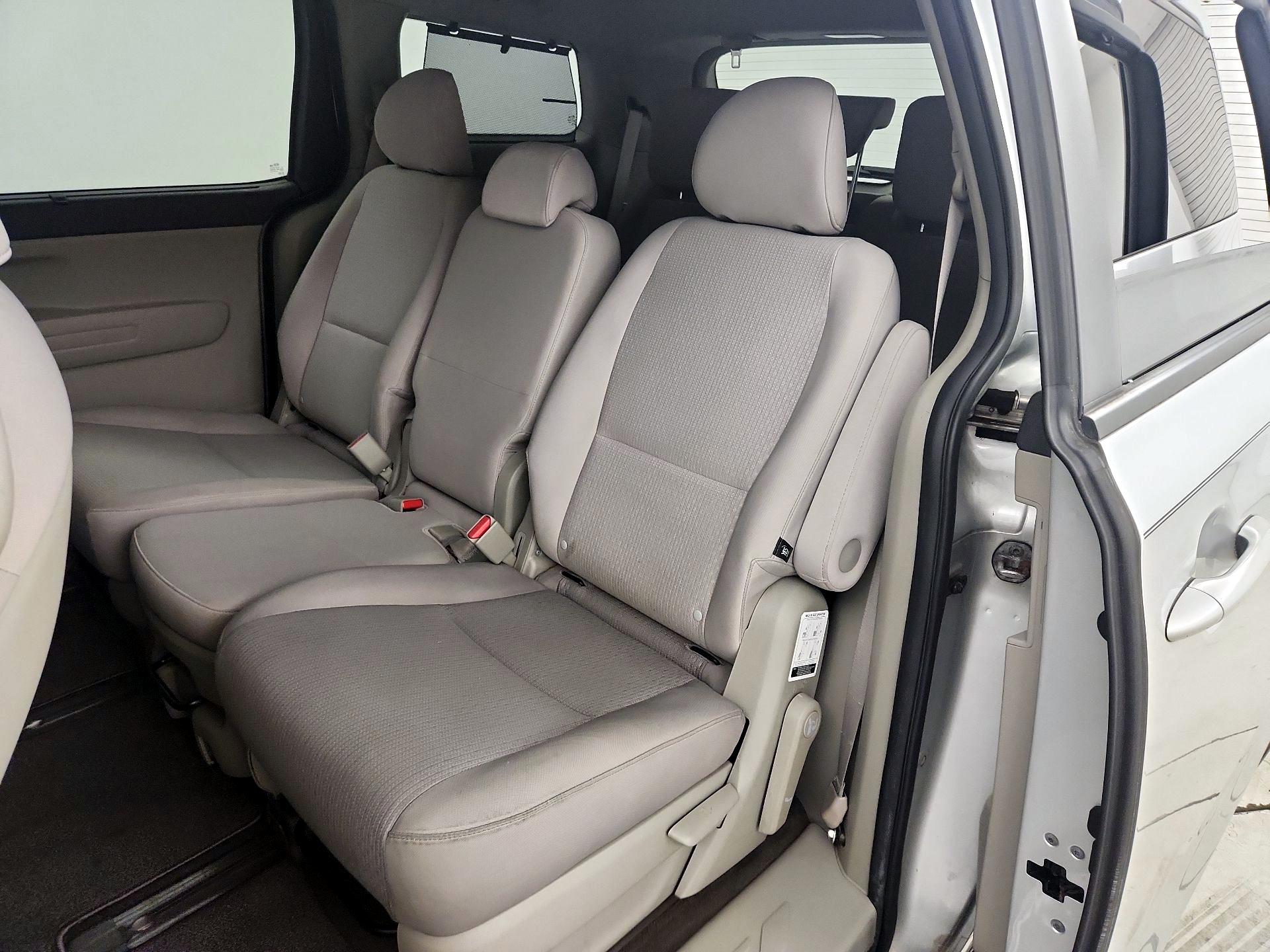 Thumbnail: 2016 Kia Sedona - 19