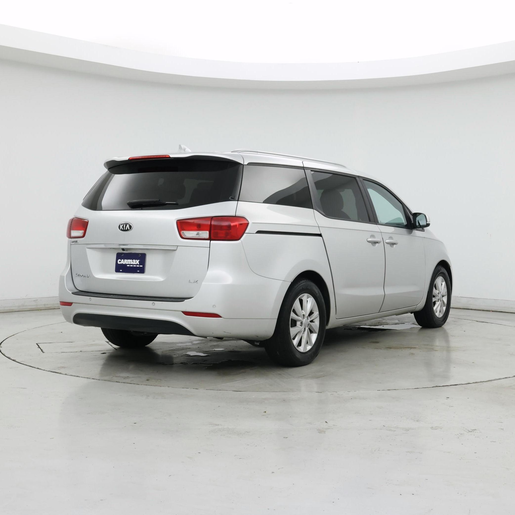 Thumbnail: 2016 Kia Sedona - 8