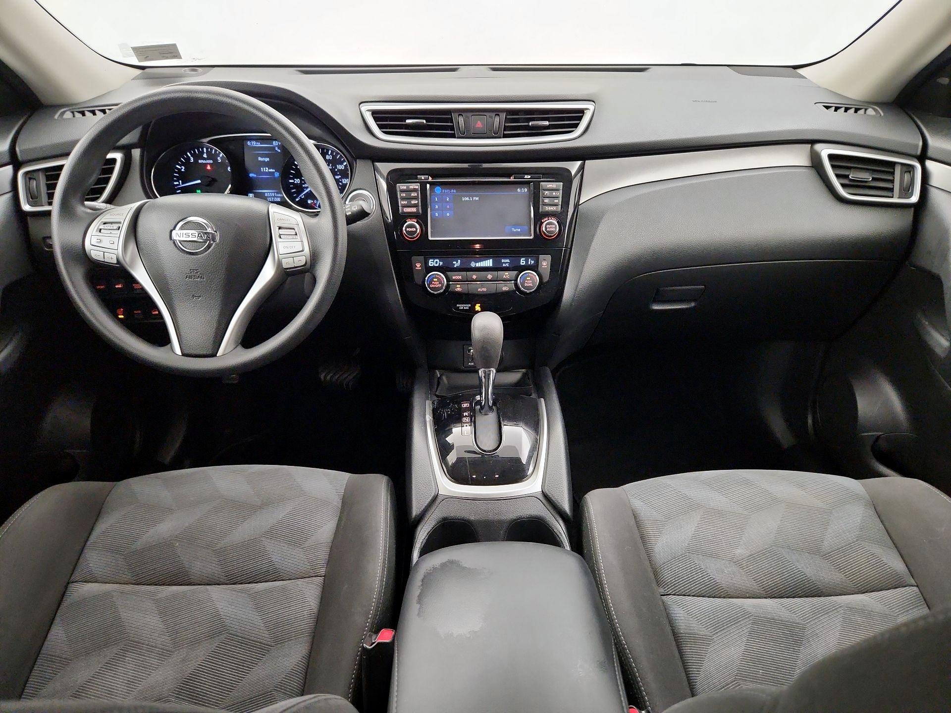 Thumbnail: 2016 Nissan Rogue - 9