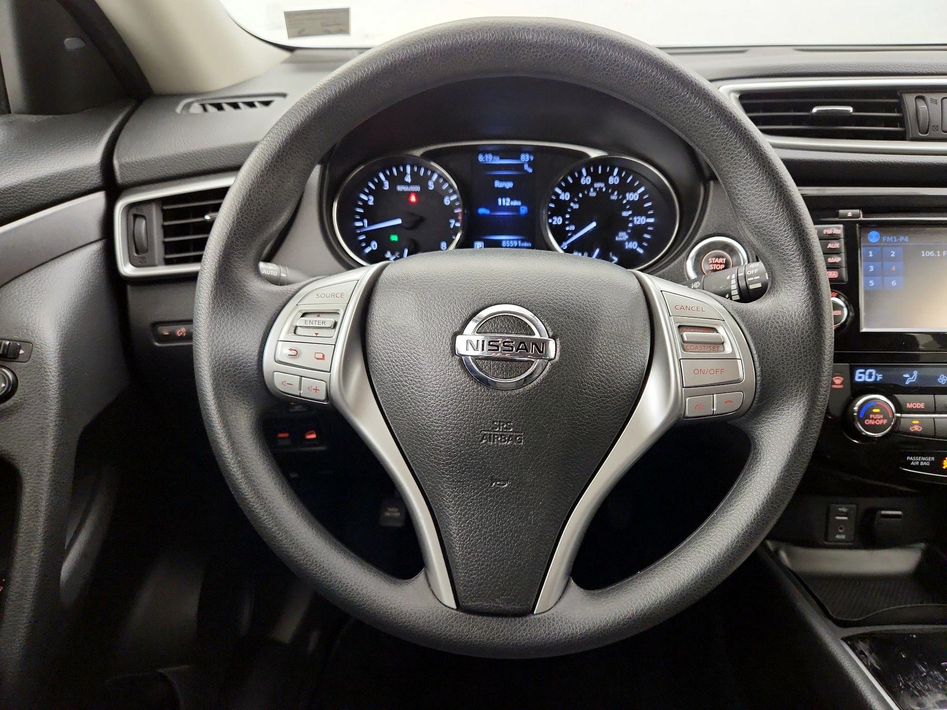 Thumbnail: 2016 Nissan Rogue - 10