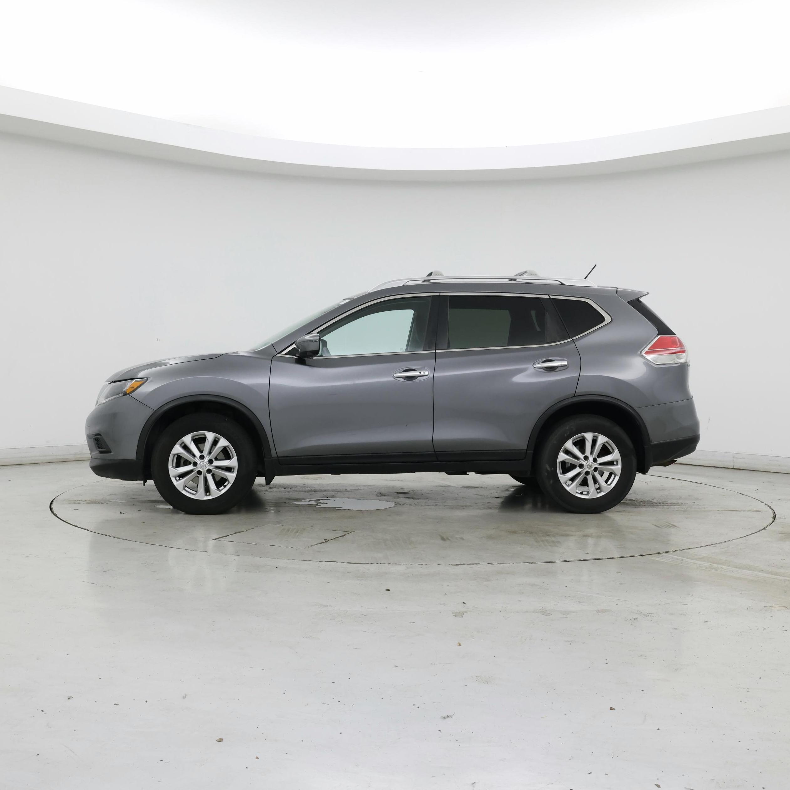 Thumbnail: 2016 Nissan Rogue - 3