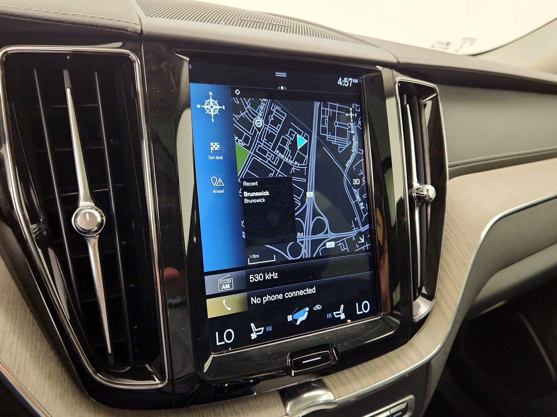 Thumbnail: 2019 Volvo XC60 - 14