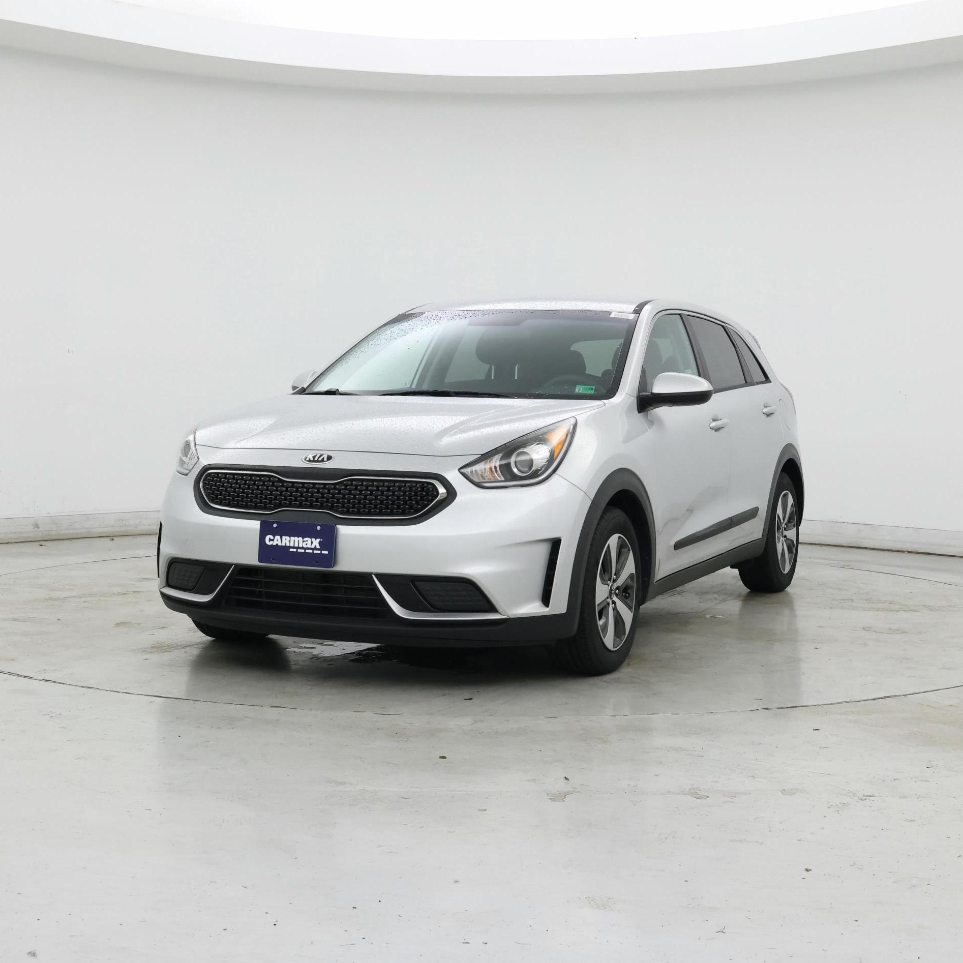 Thumbnail: 2017 Kia Niro - 4