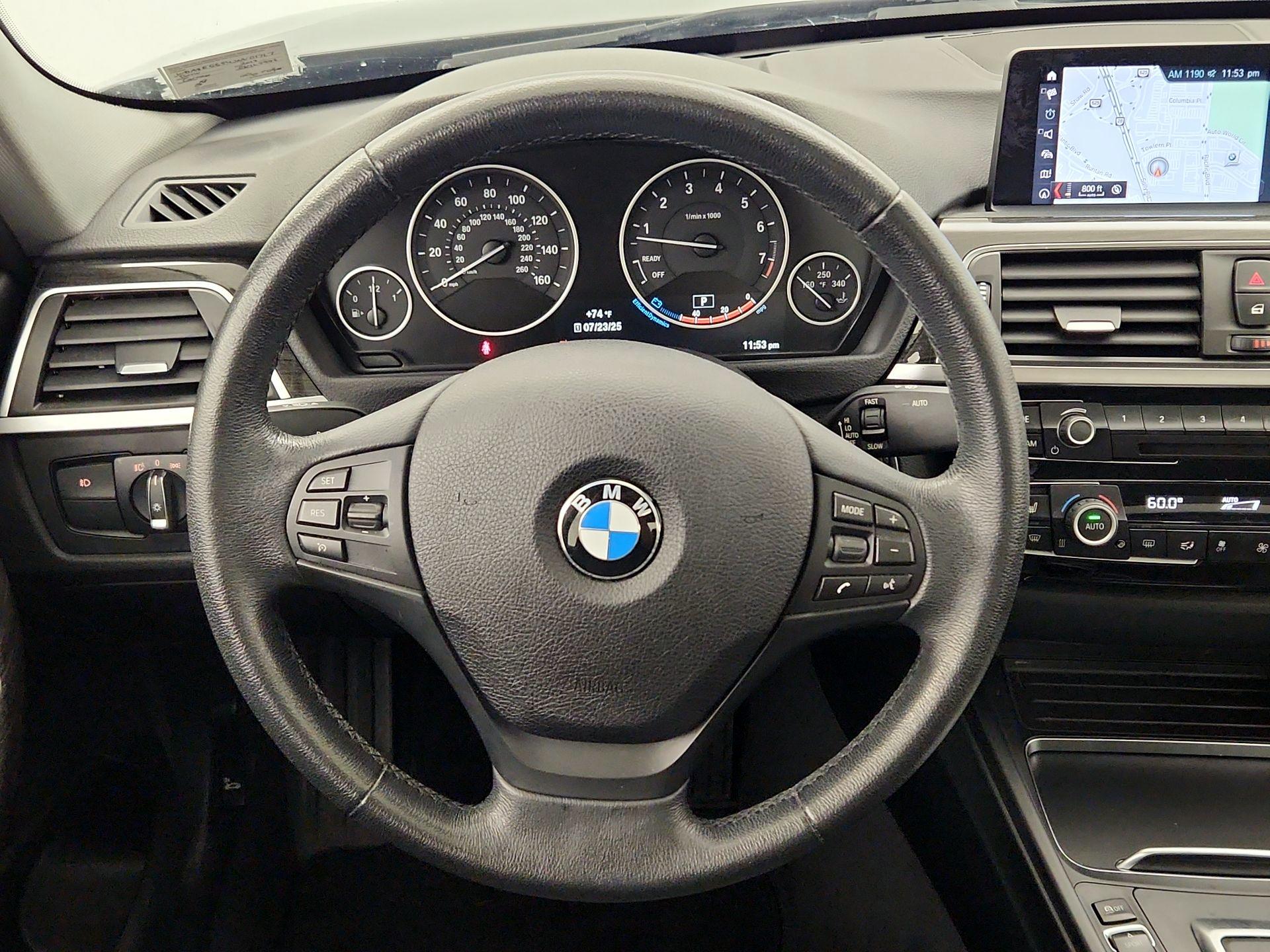 Thumbnail: 2018 BMW 3 Series - 10