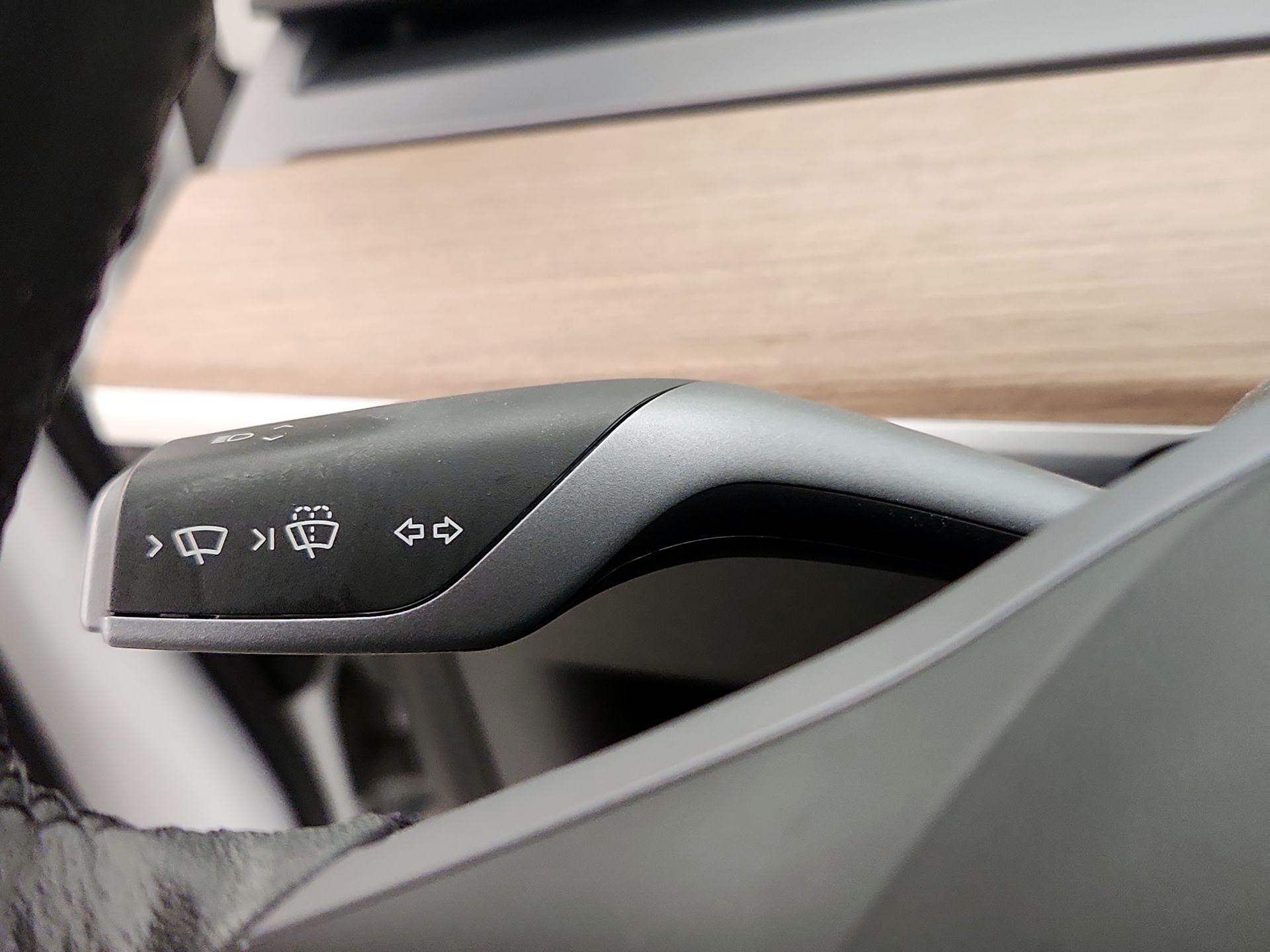 Thumbnail: 2022 Tesla Model 3 - 13