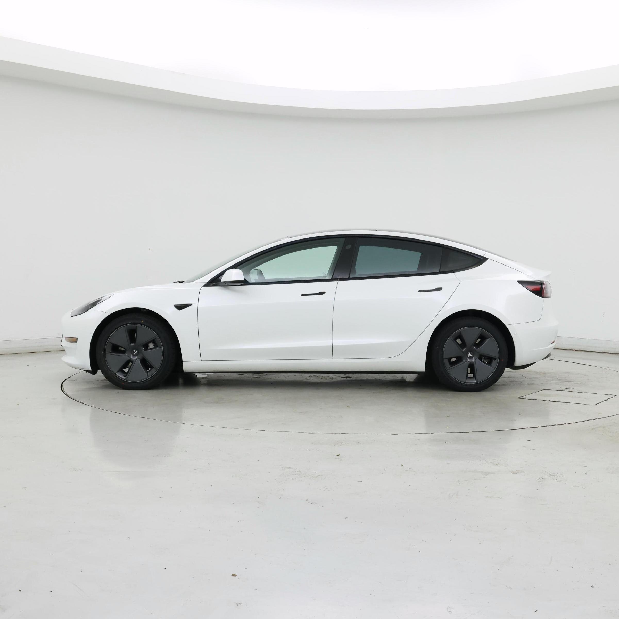 Thumbnail: 2022 Tesla Model 3 - 3