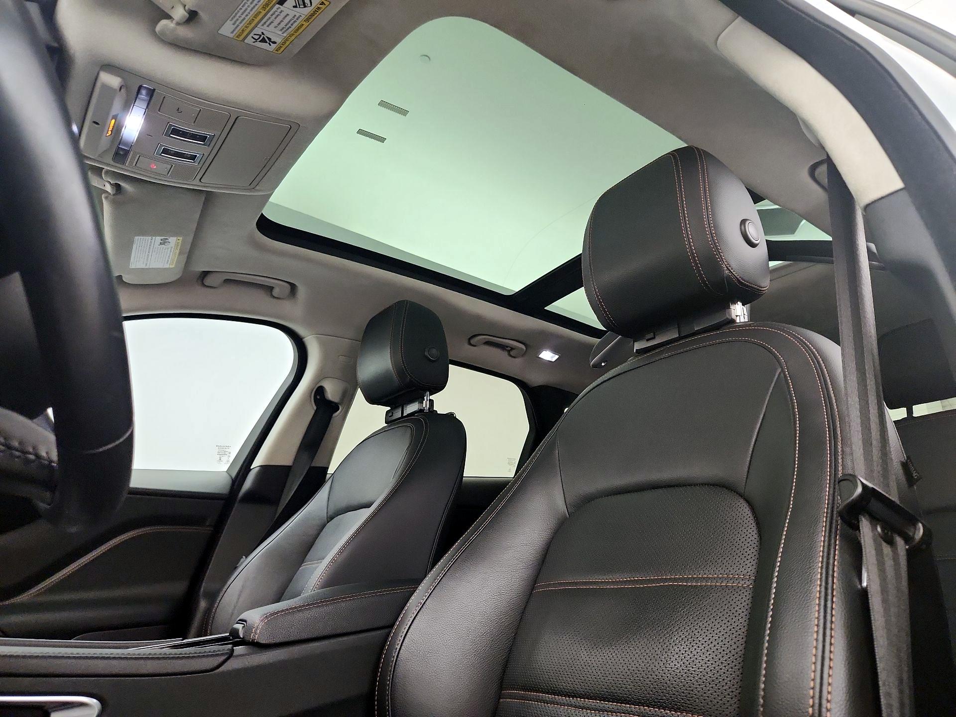 Thumbnail: 2019 Jaguar F-Pace - 20