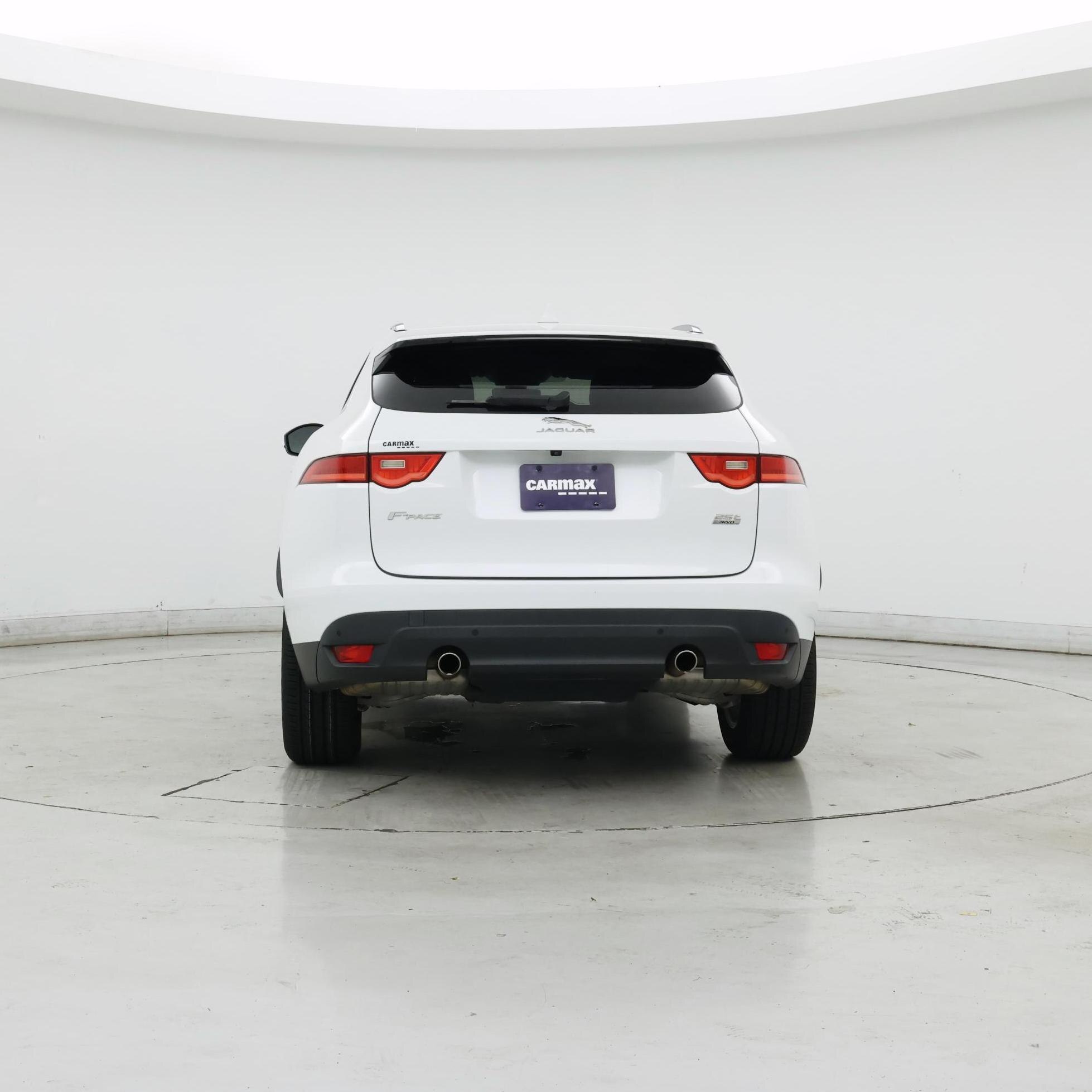 Thumbnail: 2019 Jaguar F-Pace - 6