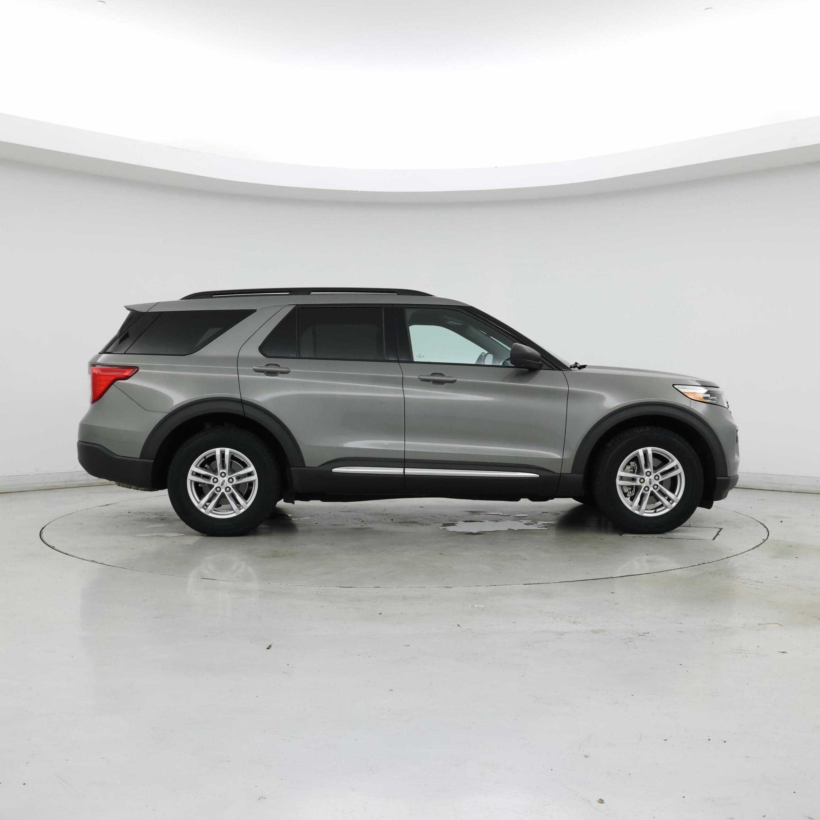 Thumbnail: 2020 Ford Explorer - 7