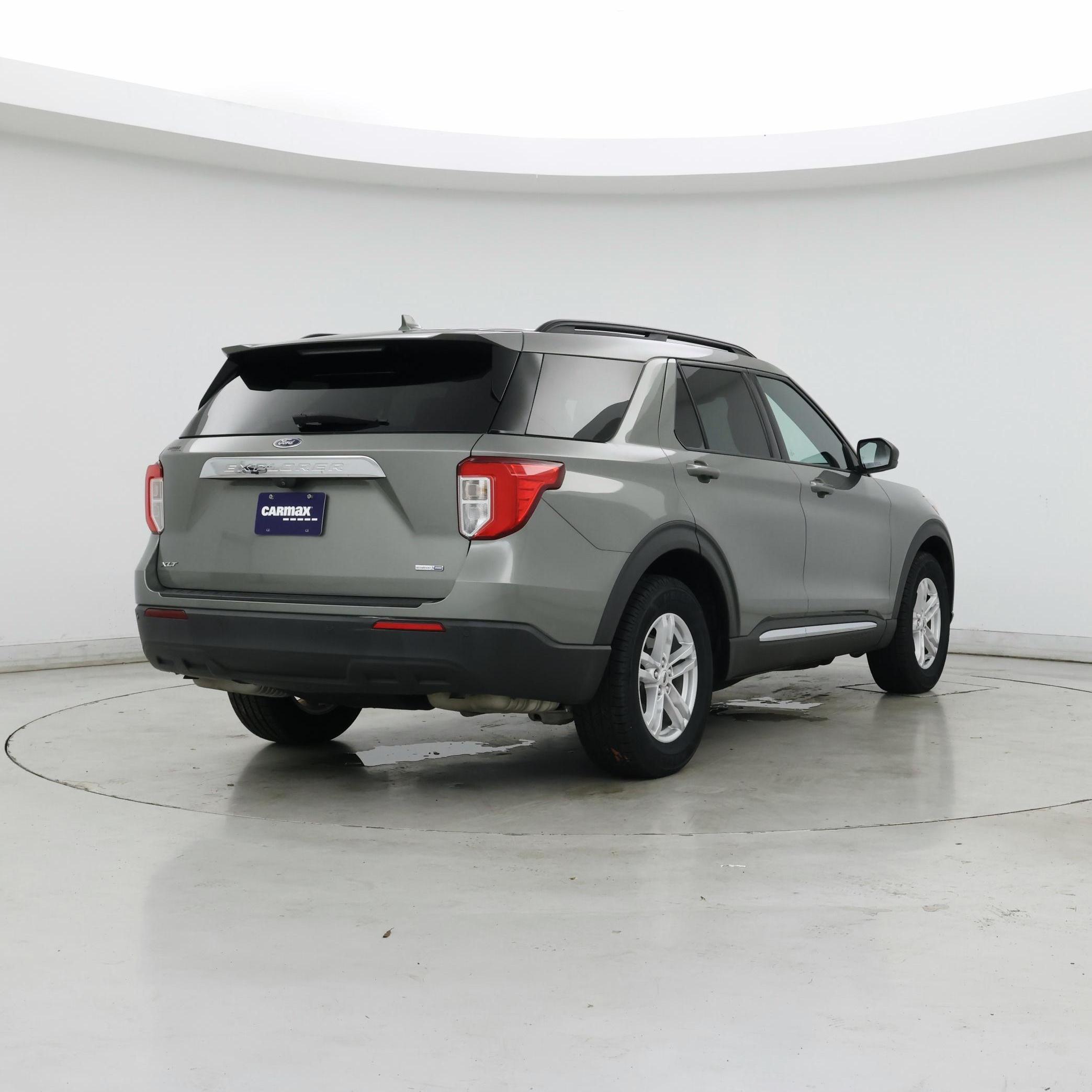 Thumbnail: 2020 Ford Explorer - 8