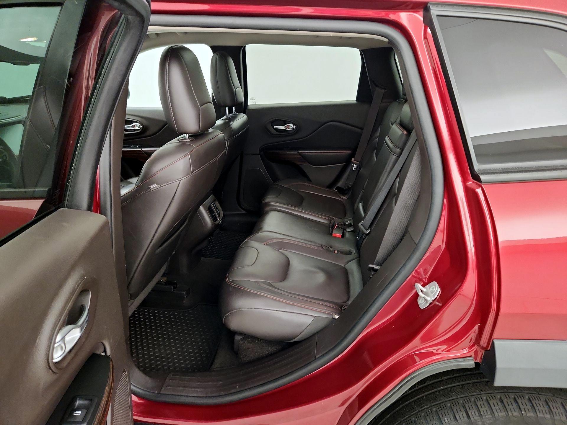 Thumbnail: 2014 Jeep Cherokee - 20