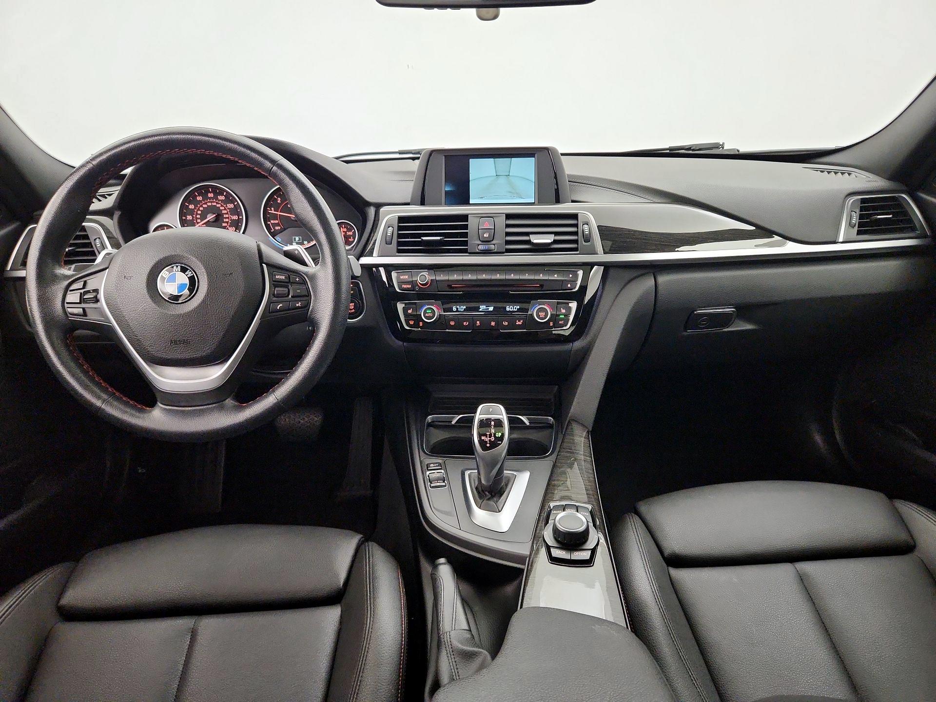 Thumbnail: 2018 BMW 3 Series - 9