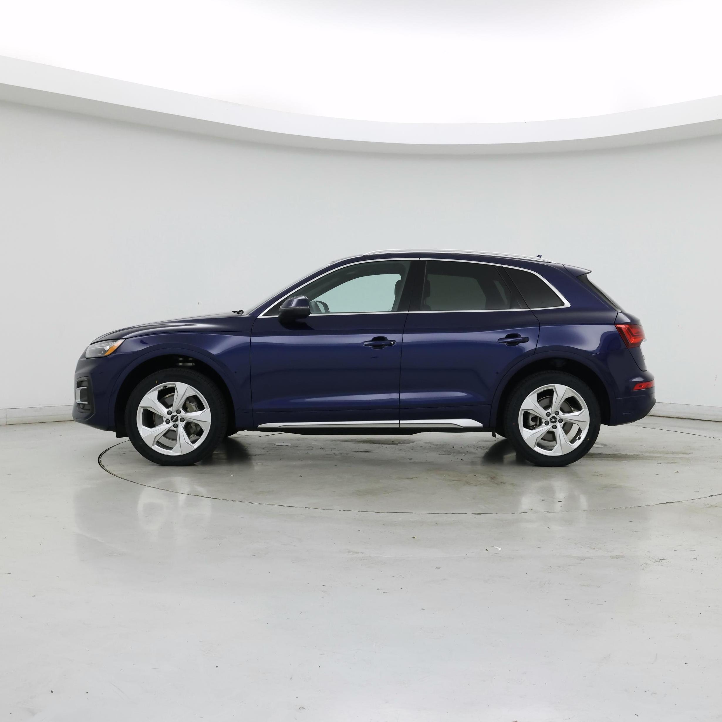 Thumbnail: 2021 Audi Q5 - 3
