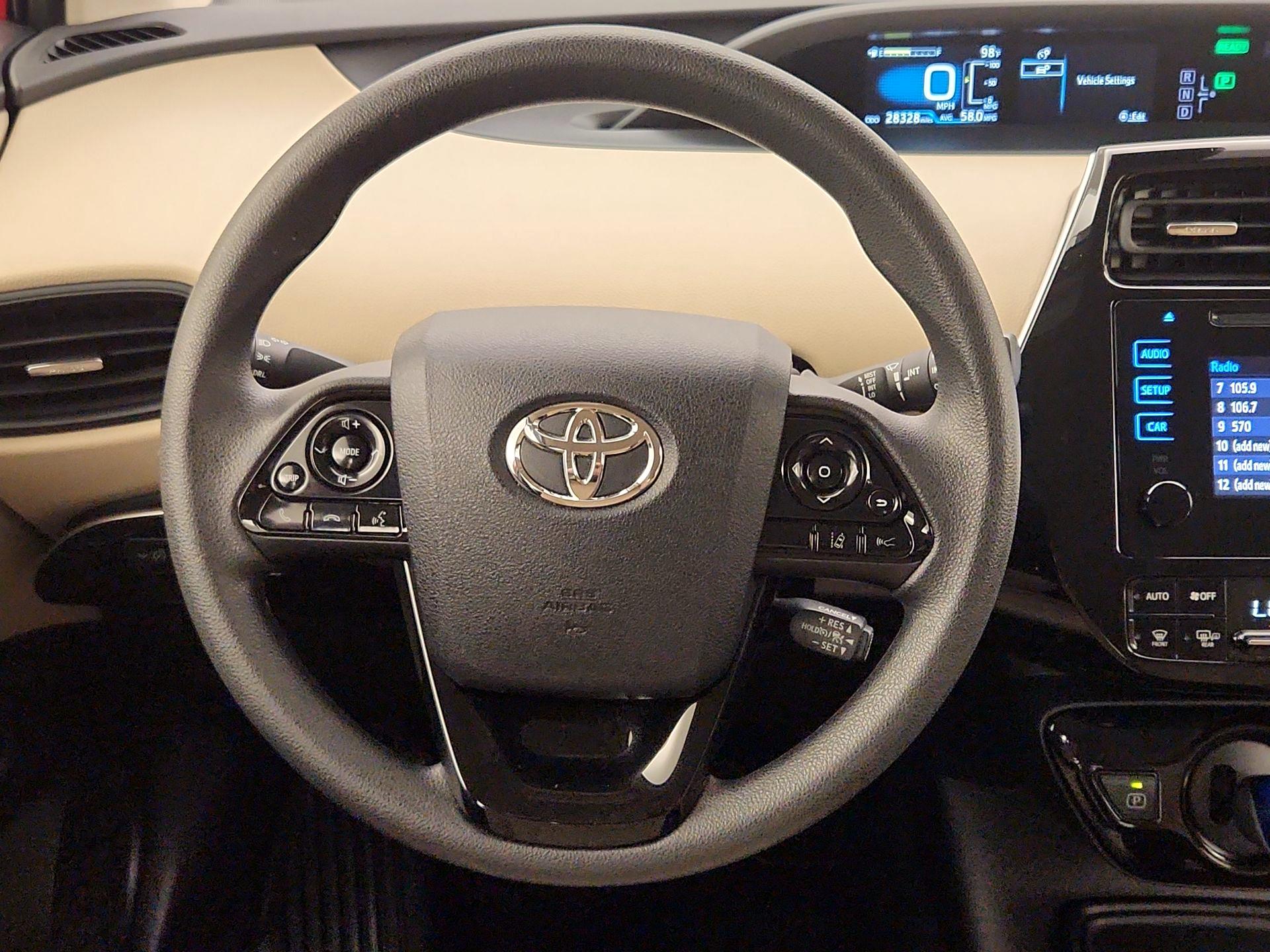 Thumbnail: 2019 Toyota Prius - 10