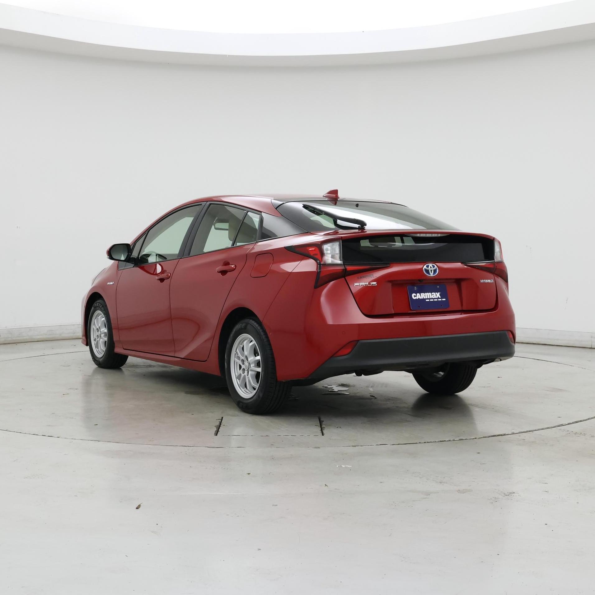 Thumbnail: 2019 Toyota Prius - 2