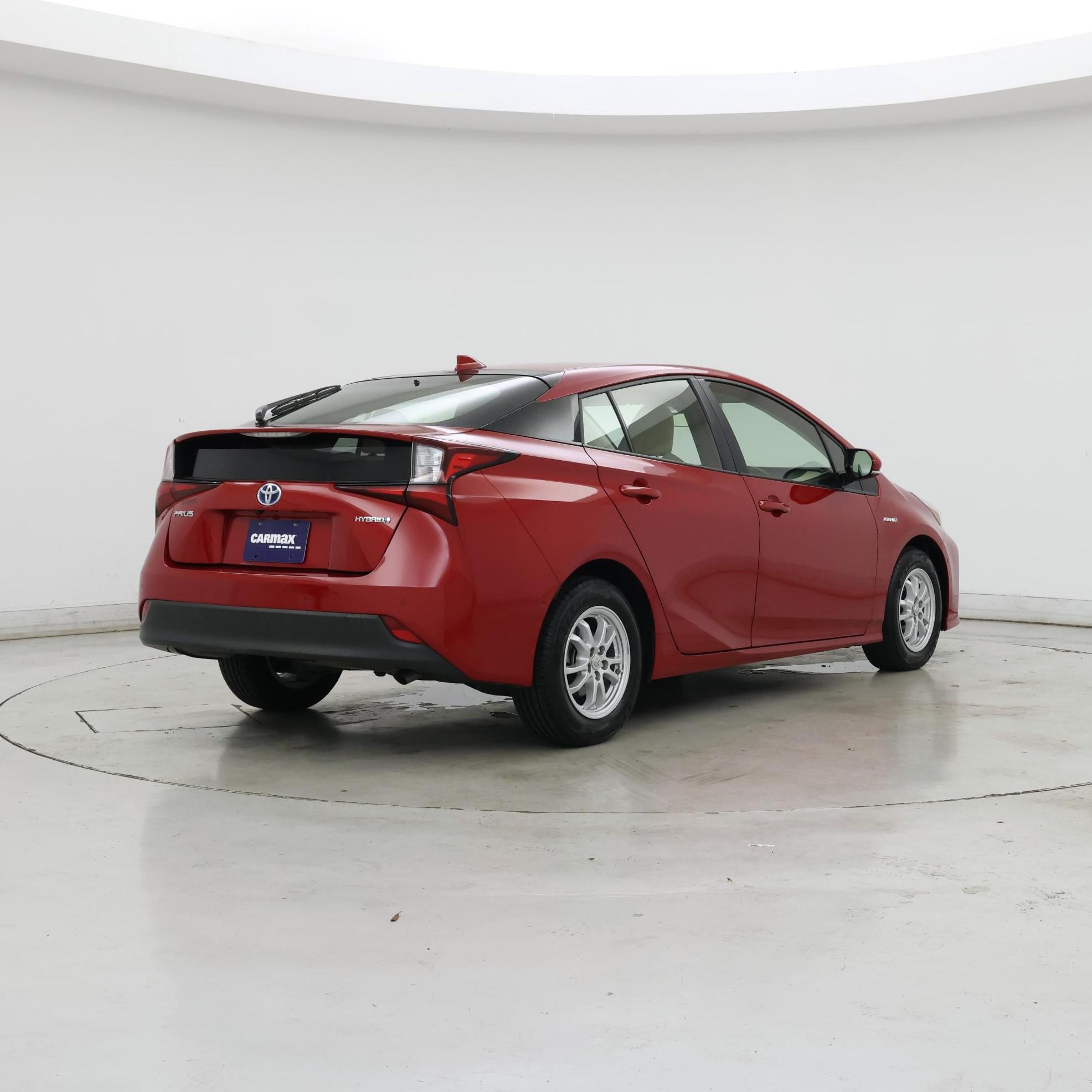 Thumbnail: 2019 Toyota Prius - 8