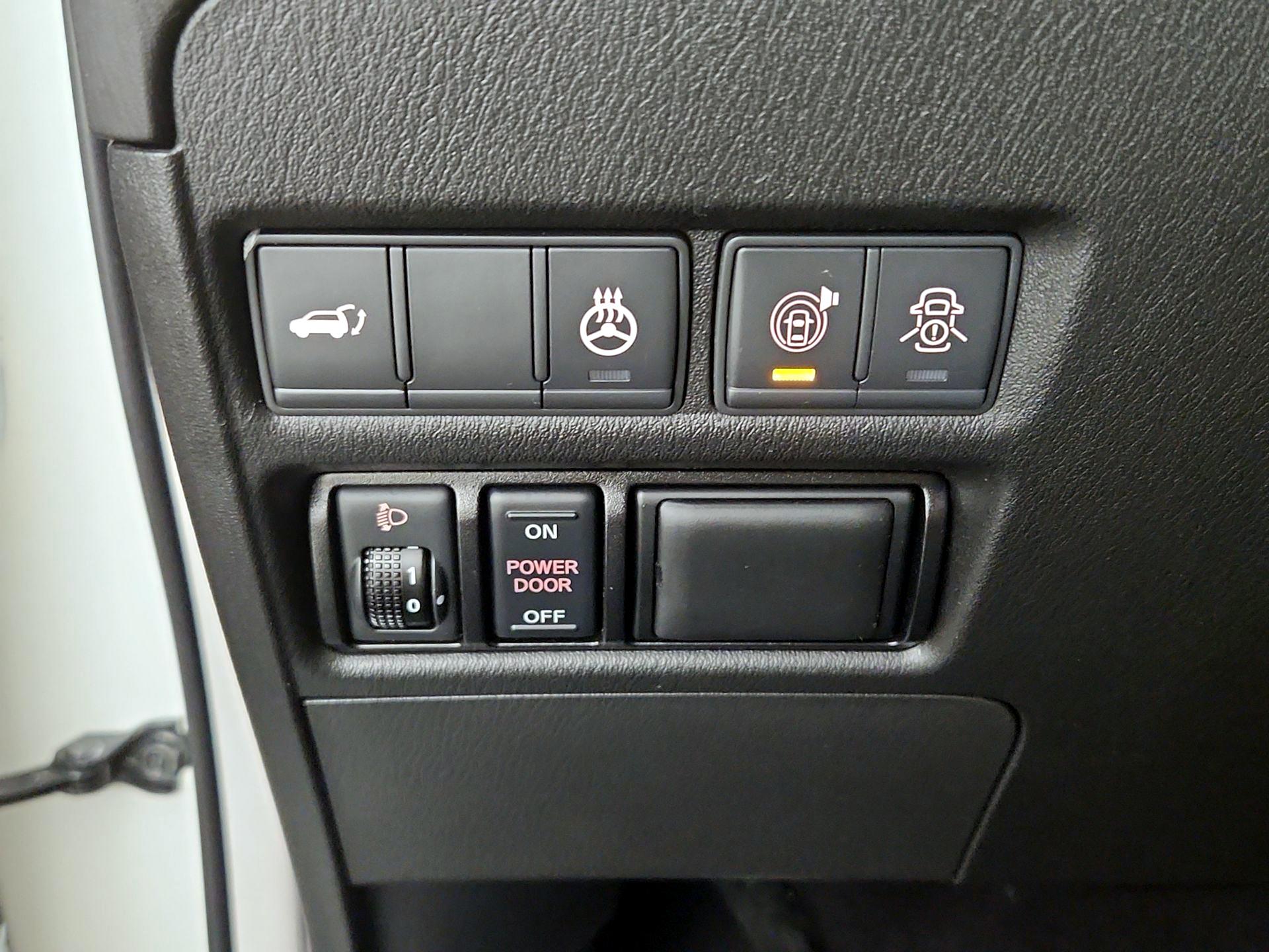 Thumbnail: 2019 Nissan Armada - 13
