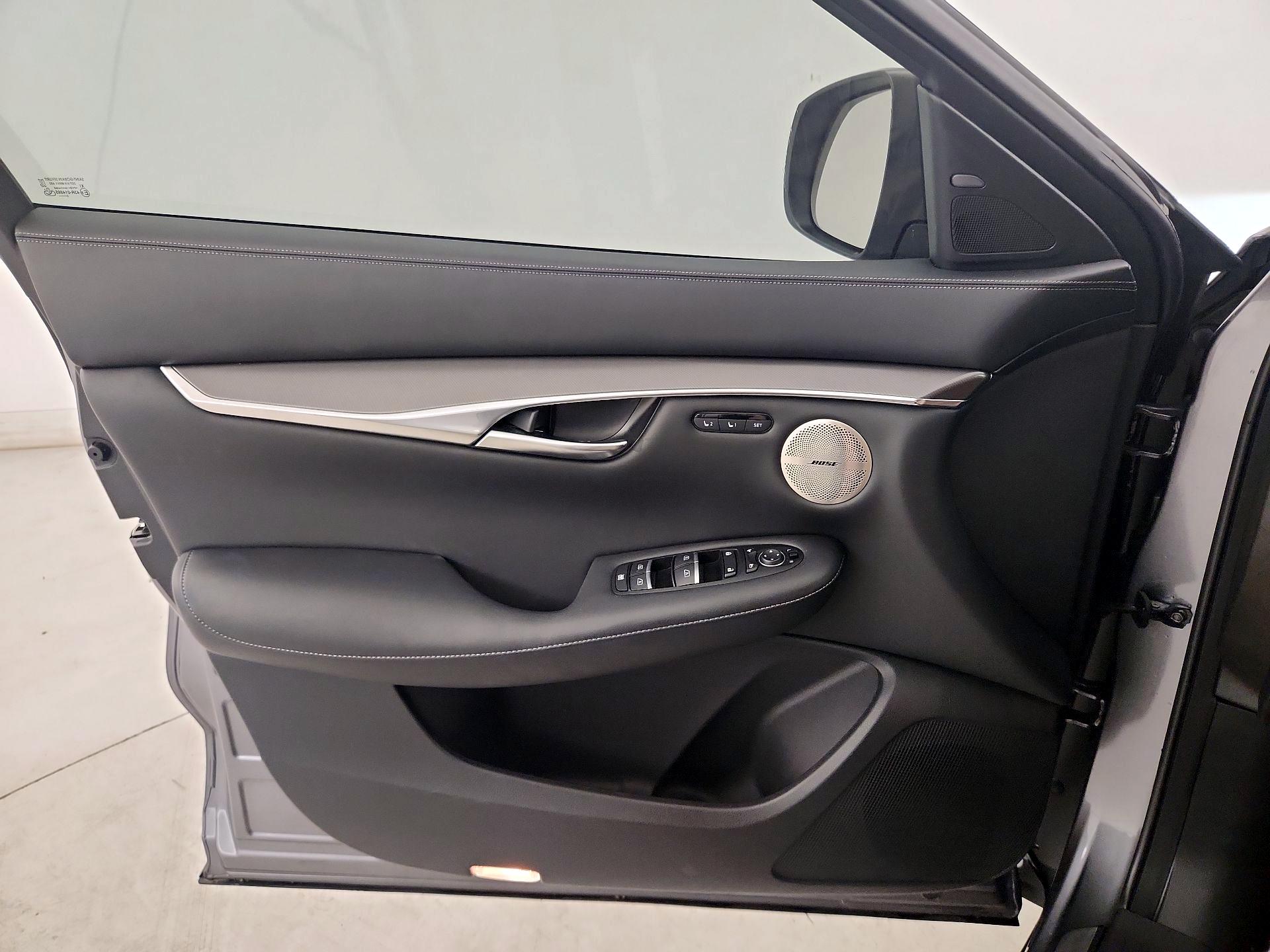 Thumbnail: 2024 INFINITI QX50 - 12