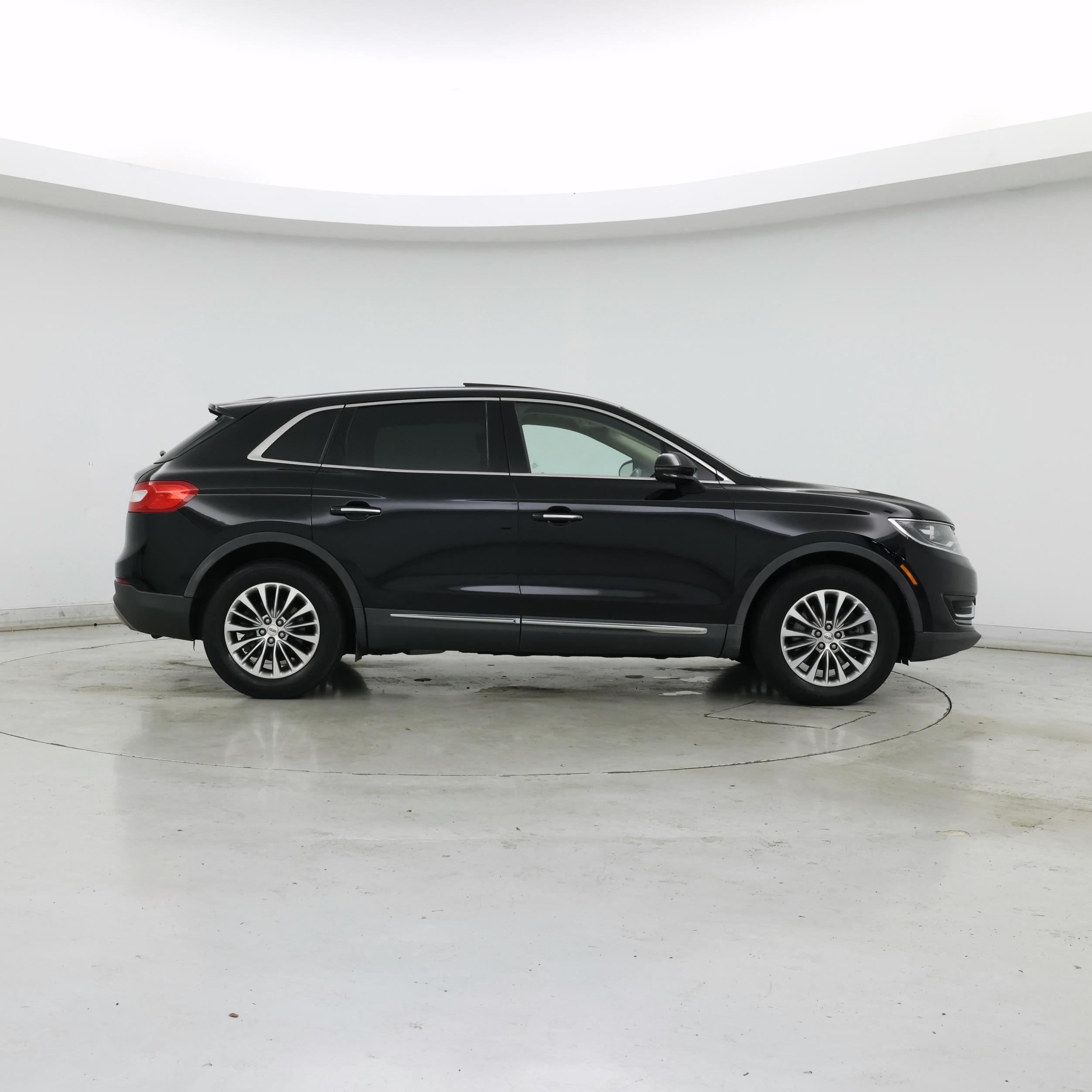 Thumbnail: 2018 Lincoln MKX - 7