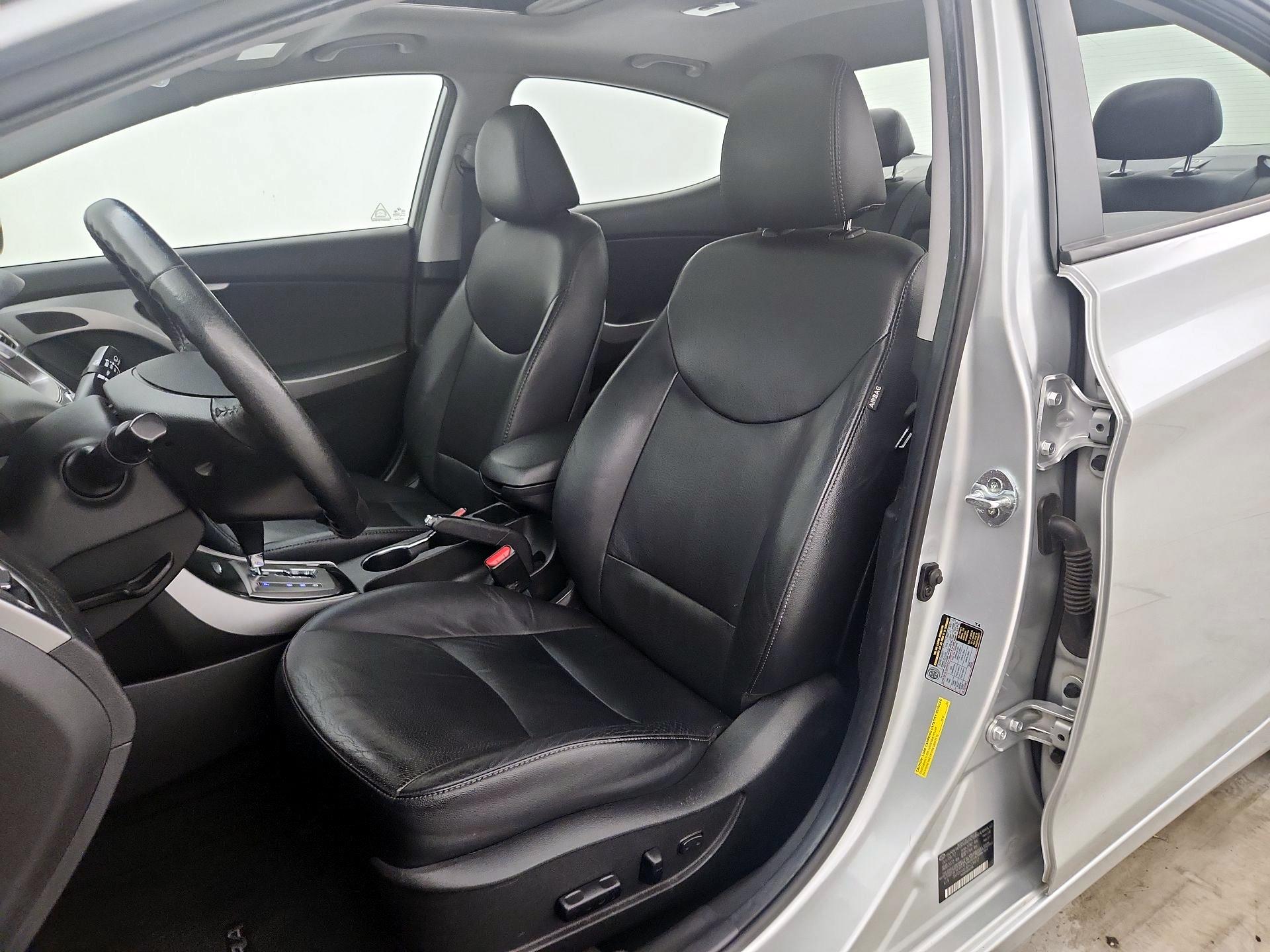 Thumbnail: 2013 Hyundai Elantra - 11