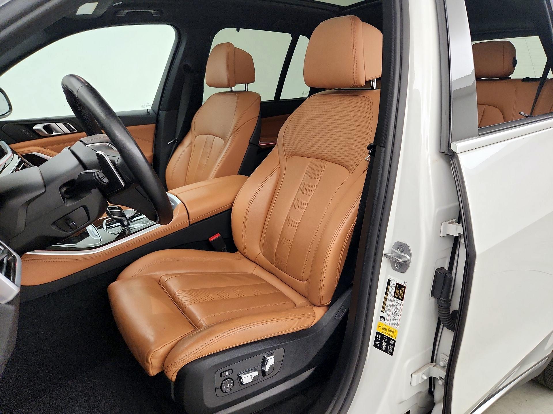 Thumbnail: 2021 BMW X5 - 11
