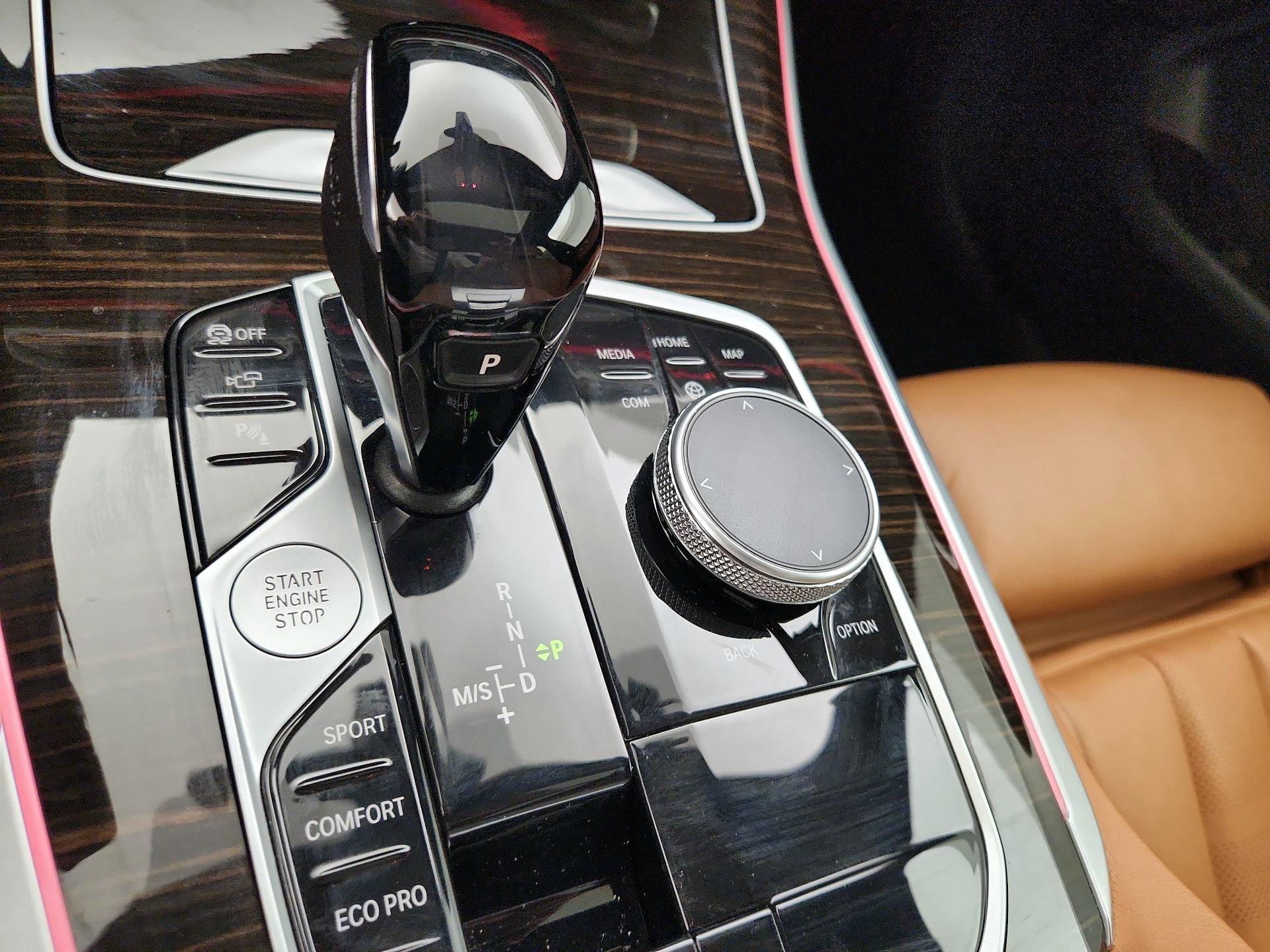 Thumbnail: 2021 BMW X5 - 18