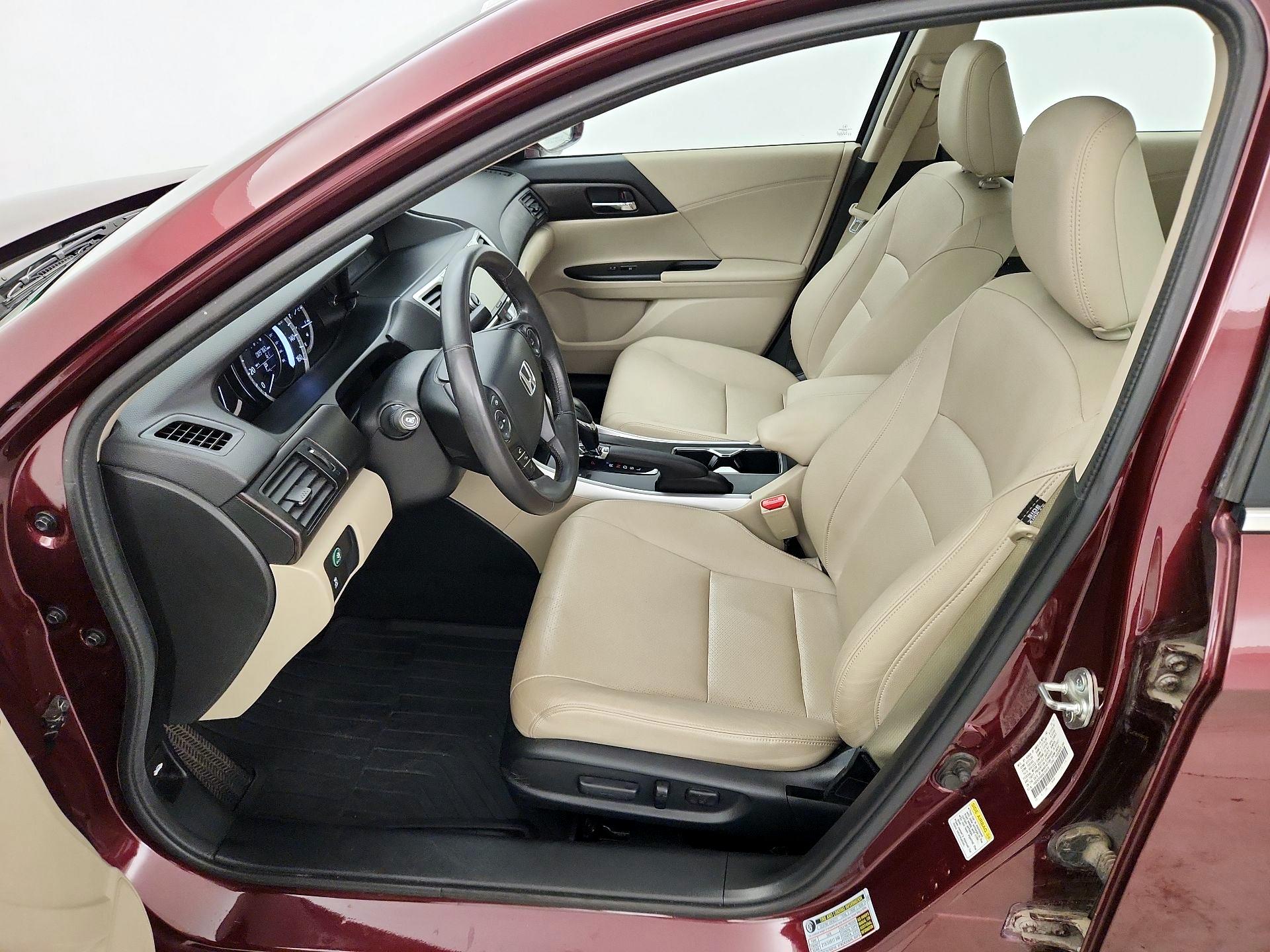 Thumbnail: 2013 Honda Accord - 11