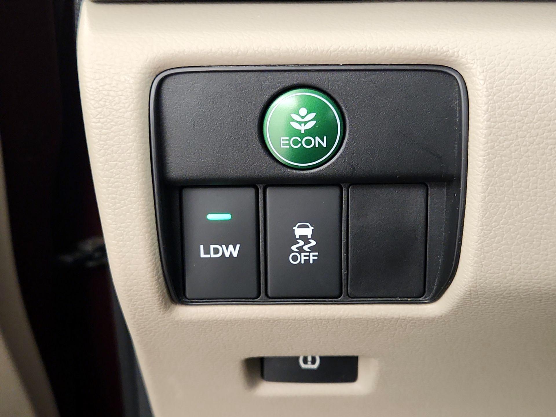Thumbnail: 2013 Honda Accord - 13