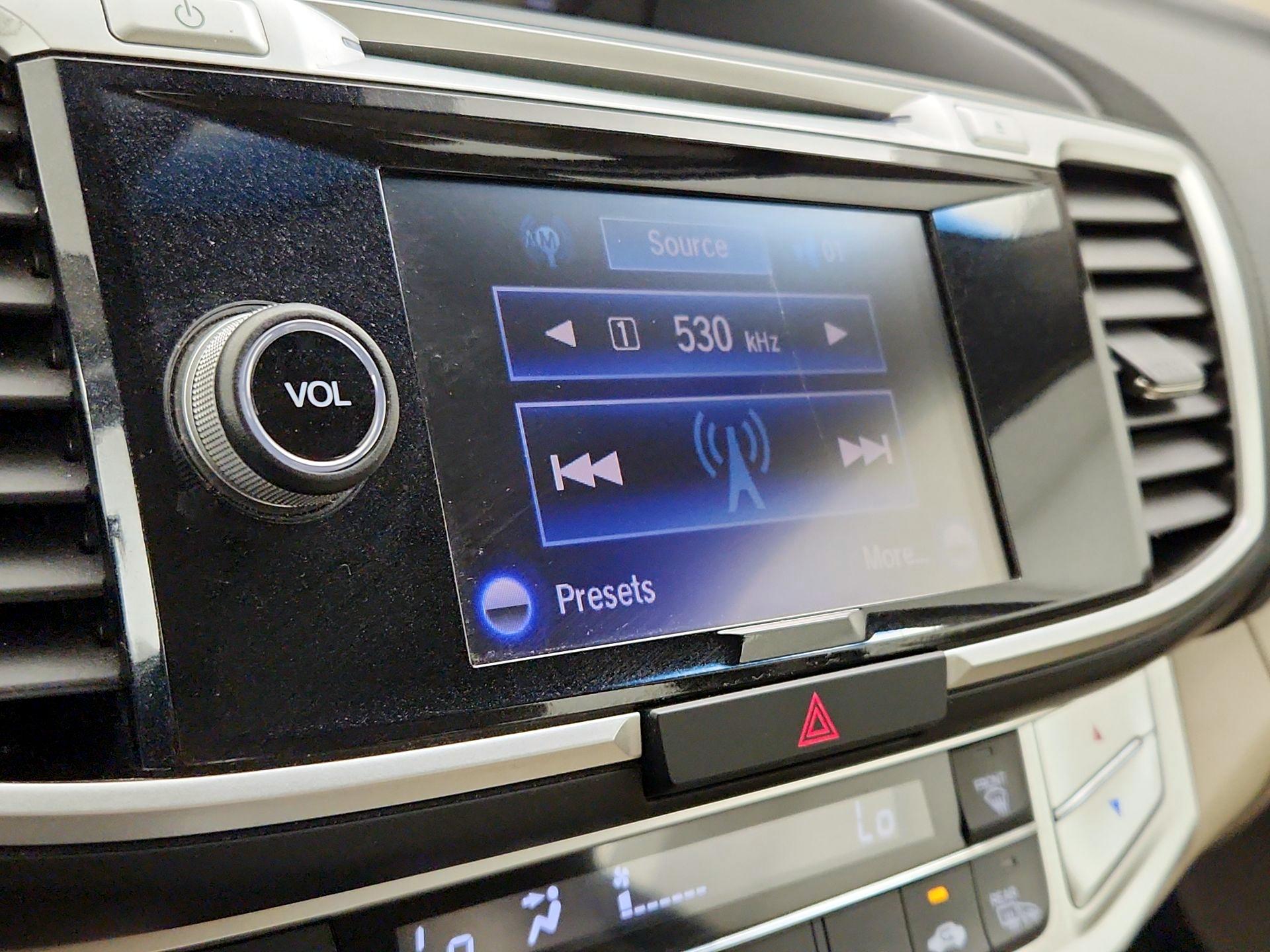Thumbnail: 2013 Honda Accord - 16