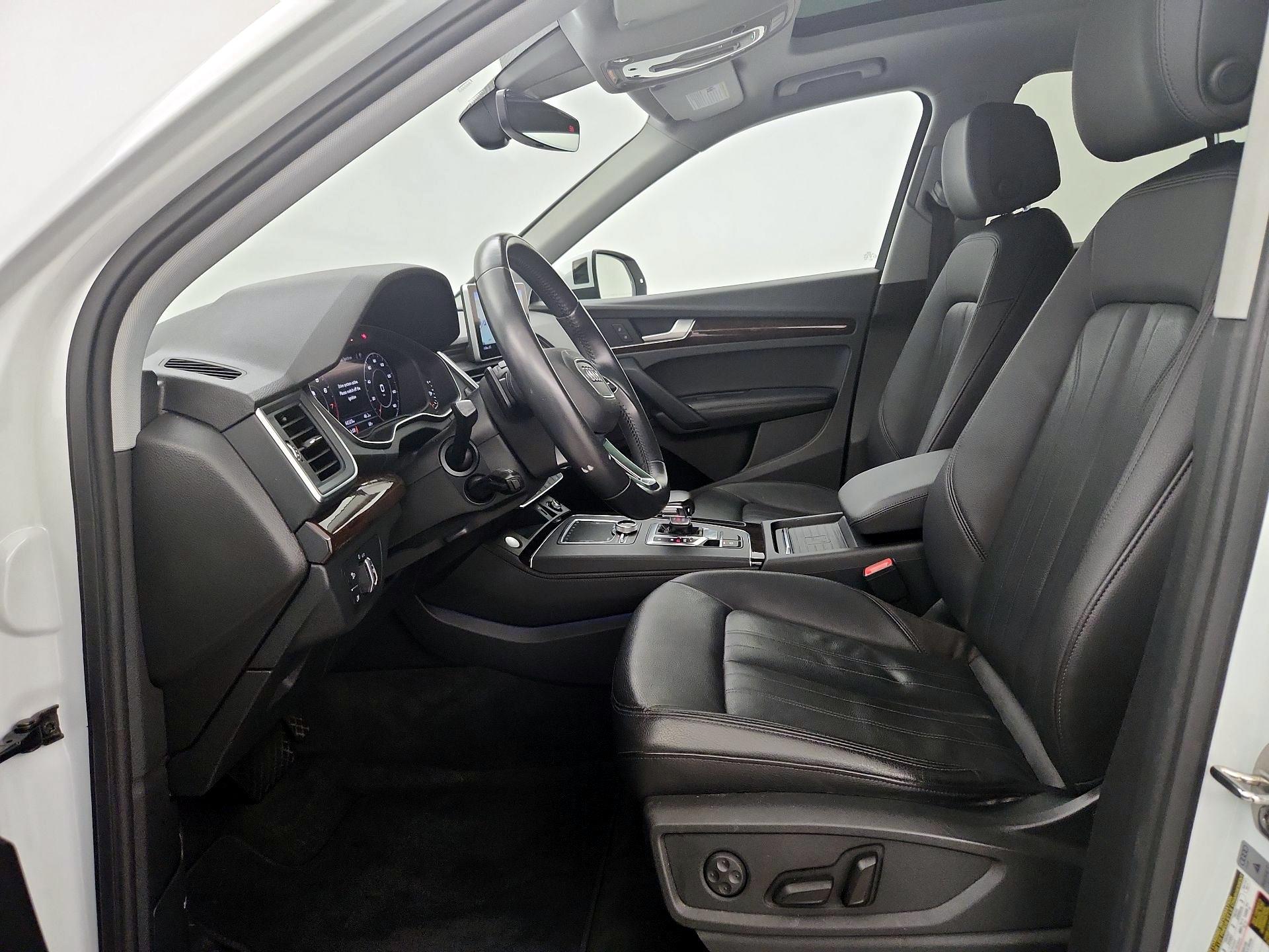 Thumbnail: 2019 Audi Q5 - 11