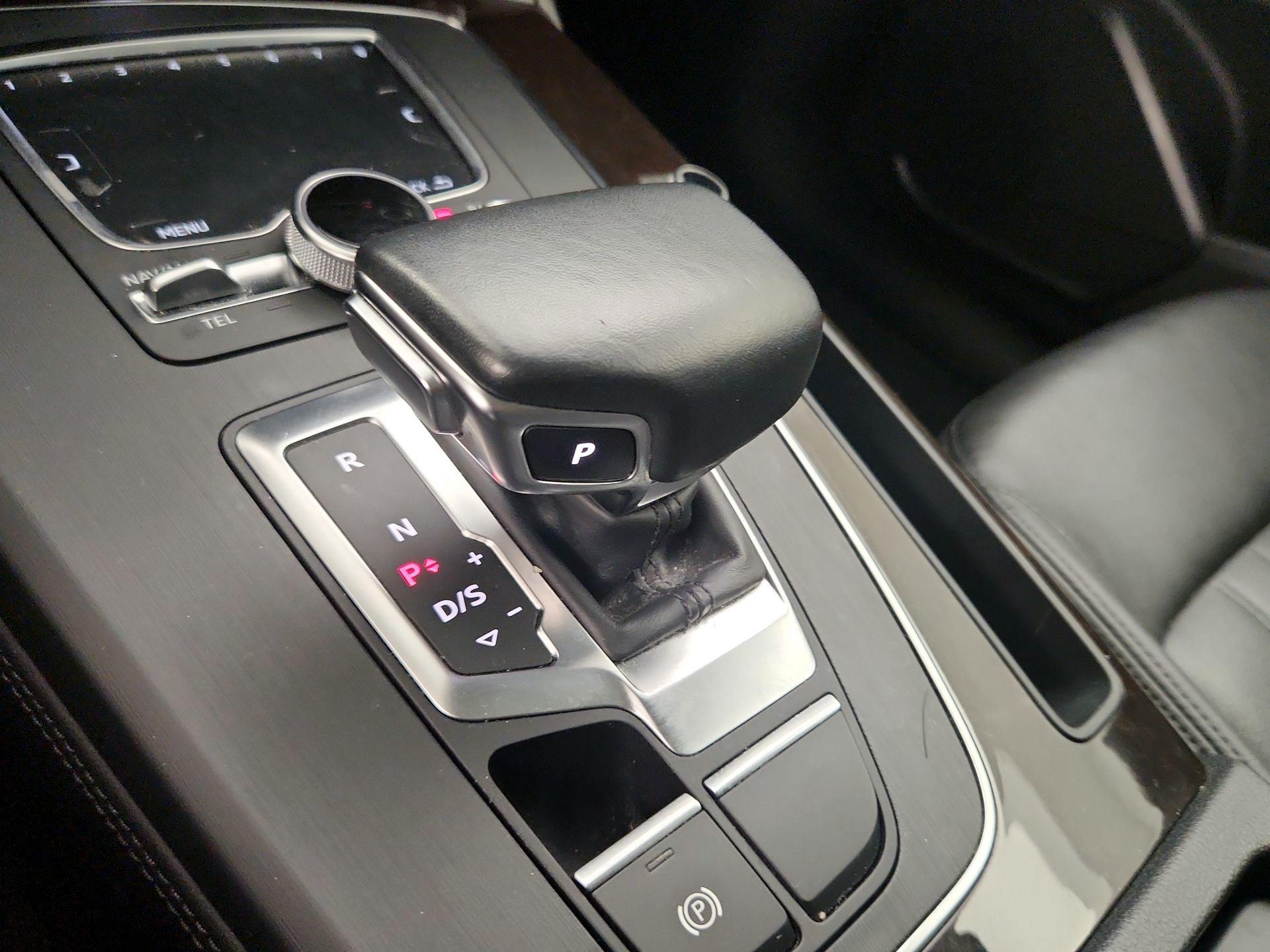 Thumbnail: 2019 Audi Q5 - 18