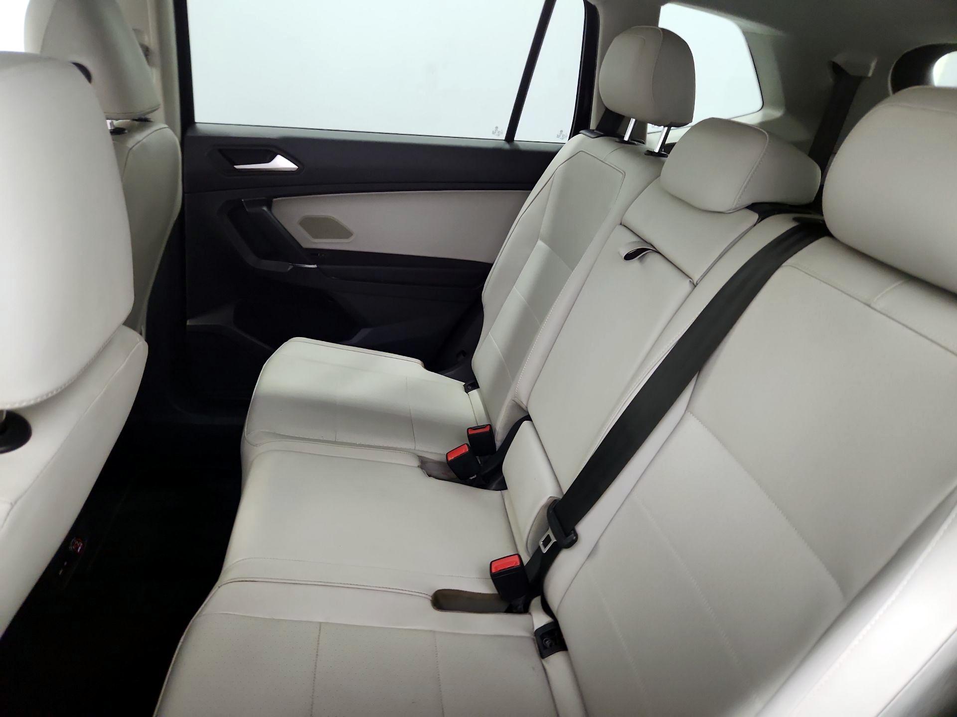 Thumbnail: 2020 Volkswagen Tiguan - 19