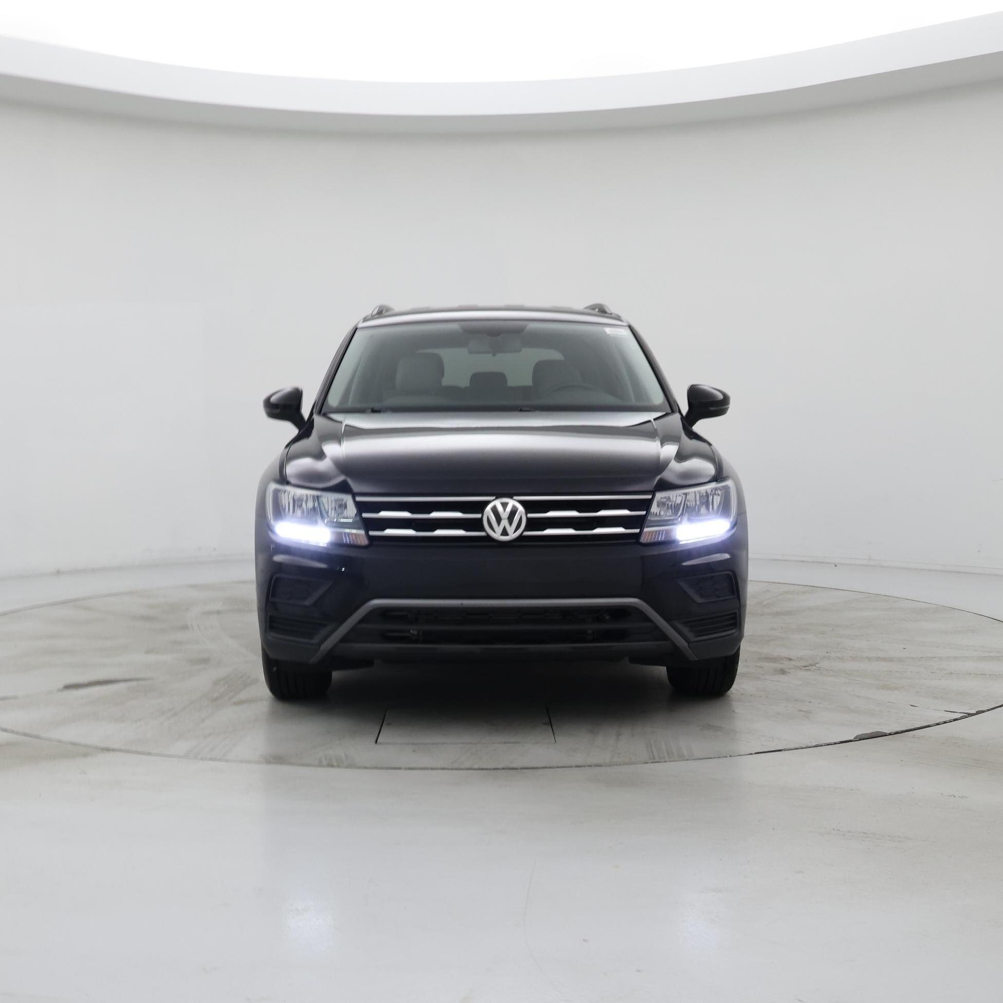 Thumbnail: 2020 Volkswagen Tiguan - 5