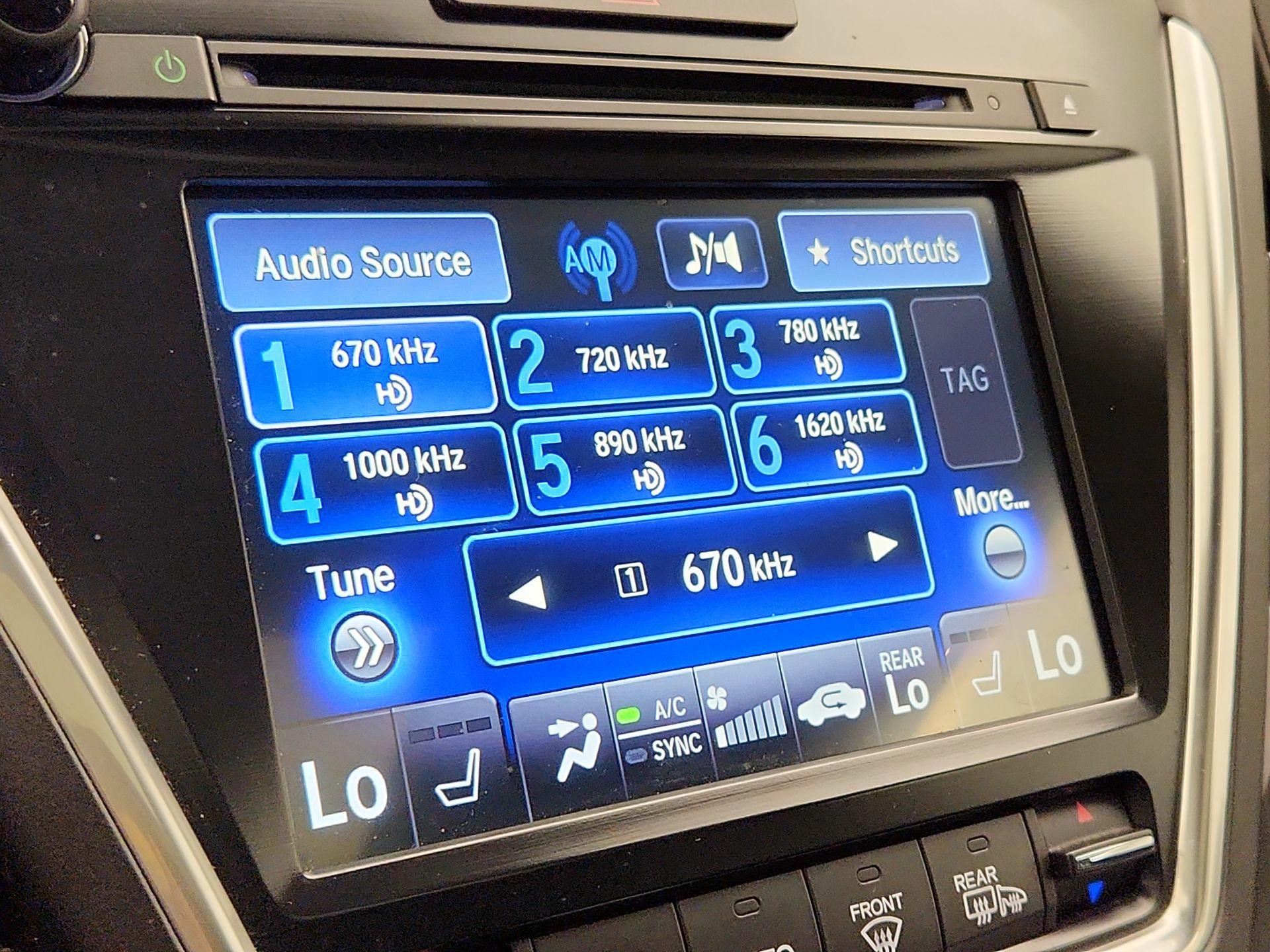 Thumbnail: 2016 Acura MDX - 16