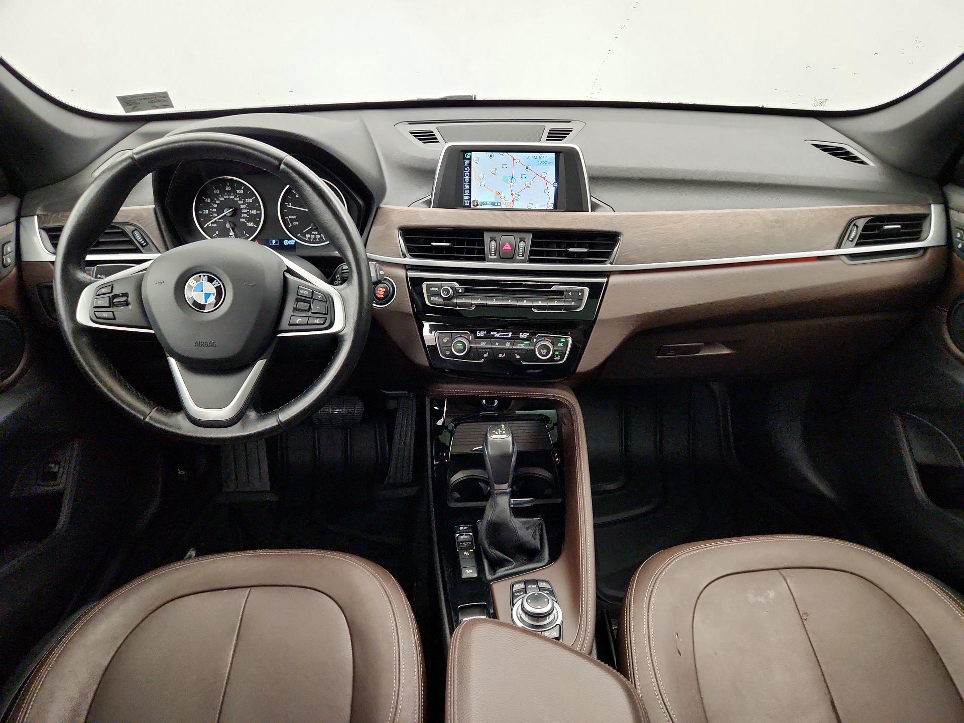 Thumbnail: 2016 BMW X1 - 9