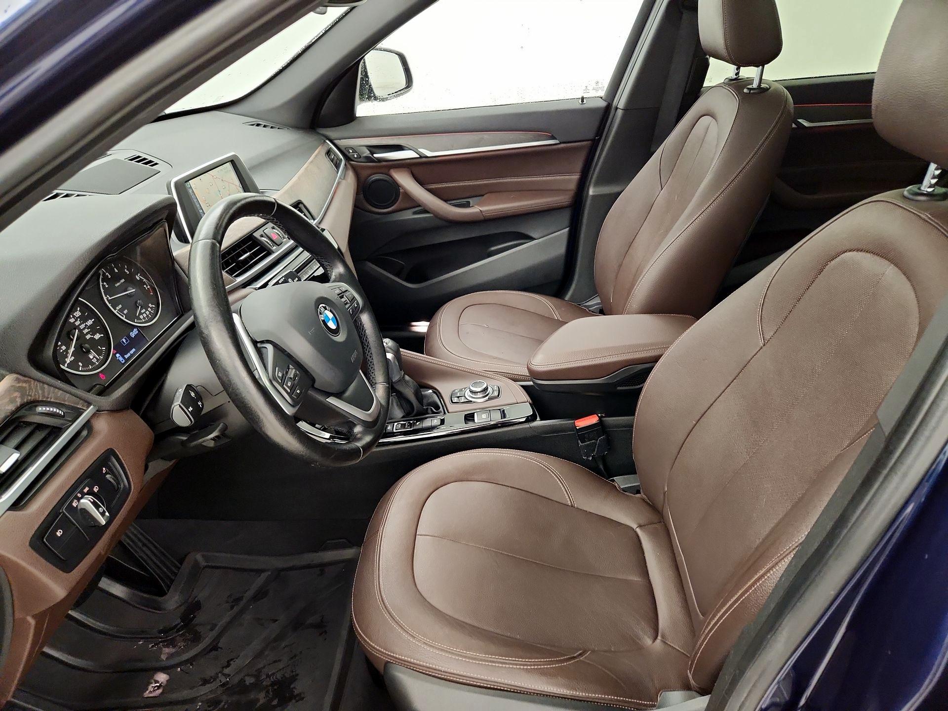 Thumbnail: 2016 BMW X1 - 11