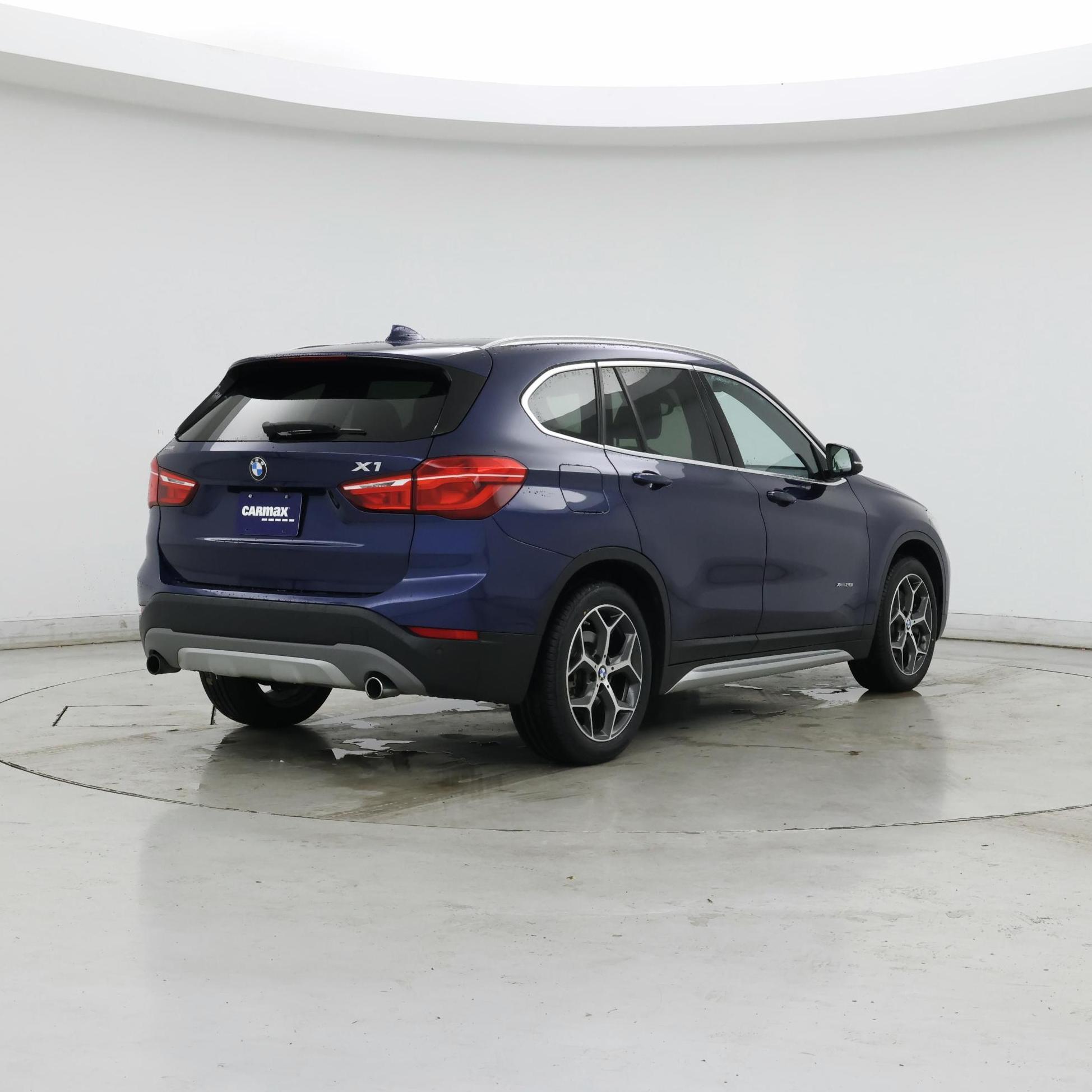 Thumbnail: 2016 BMW X1 - 8