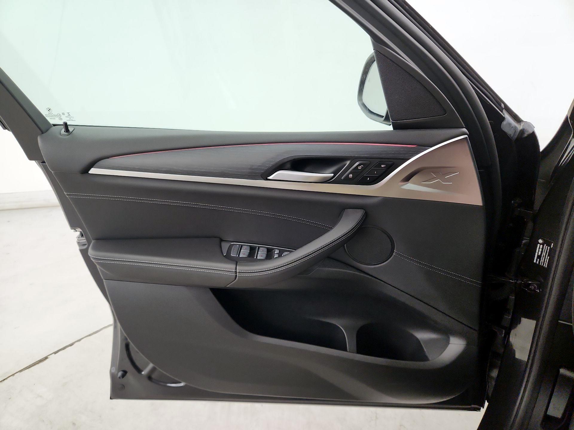 Thumbnail: 2022 BMW X3 - 12